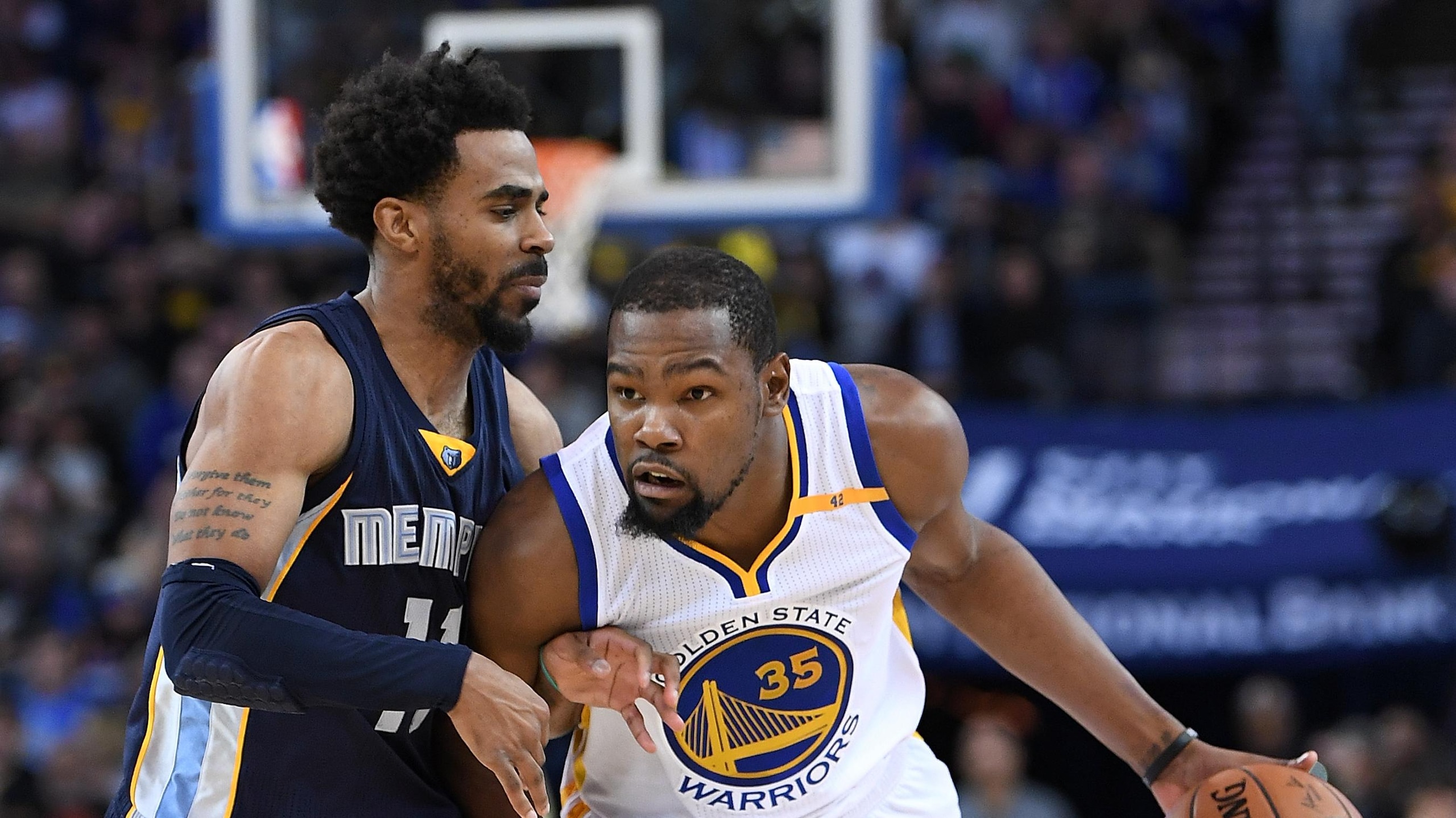 Memphis Grizzlies v Golden State Warriors