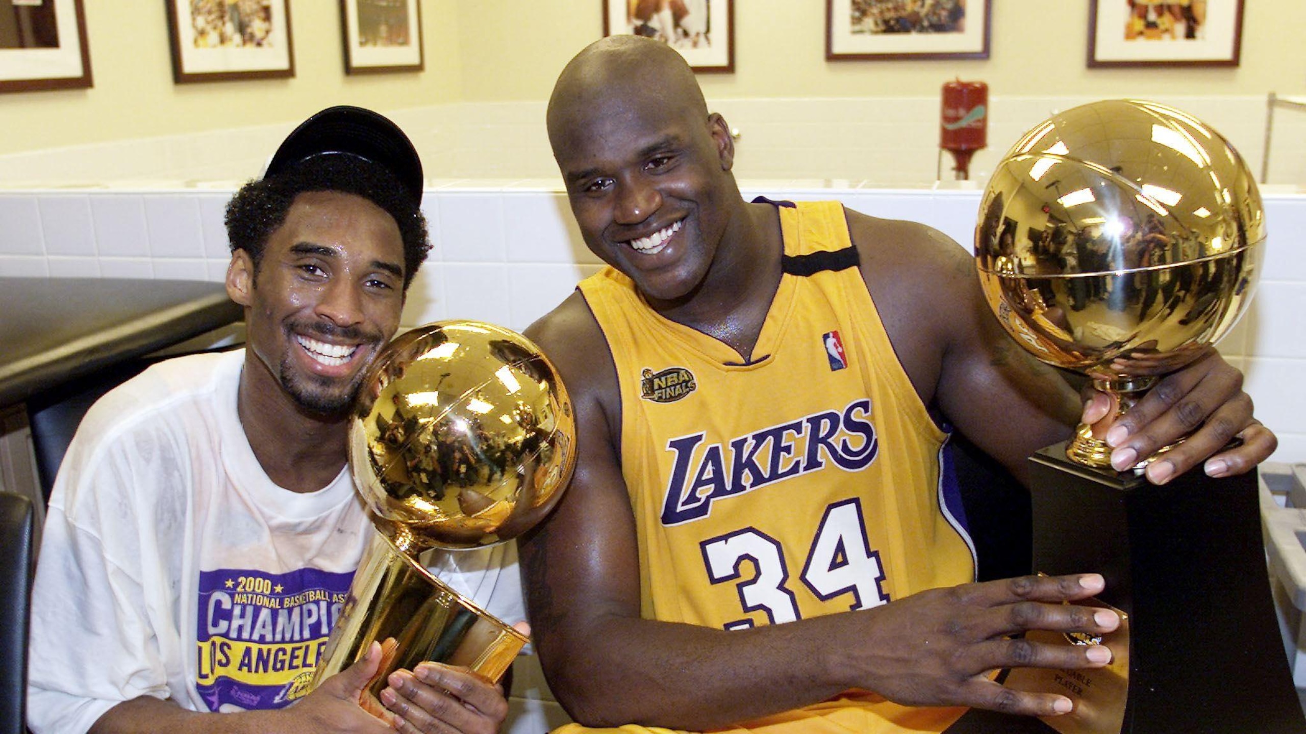 BKN-PACERS-LAKERS-BRYANT-O'NEAL TROPHY
