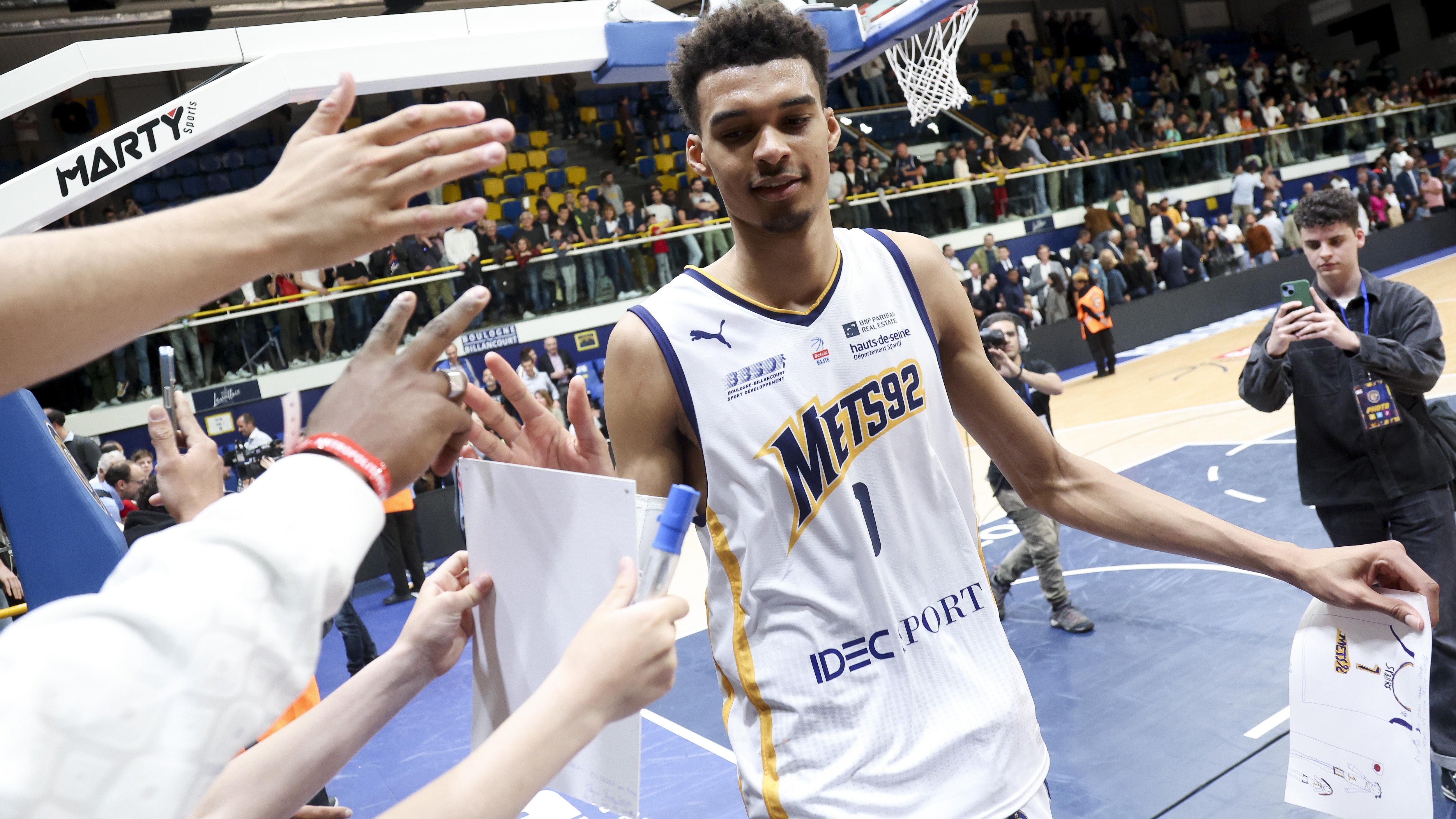Metropolitans 92 v Cholet Basket - Betclic Elite Playoffs