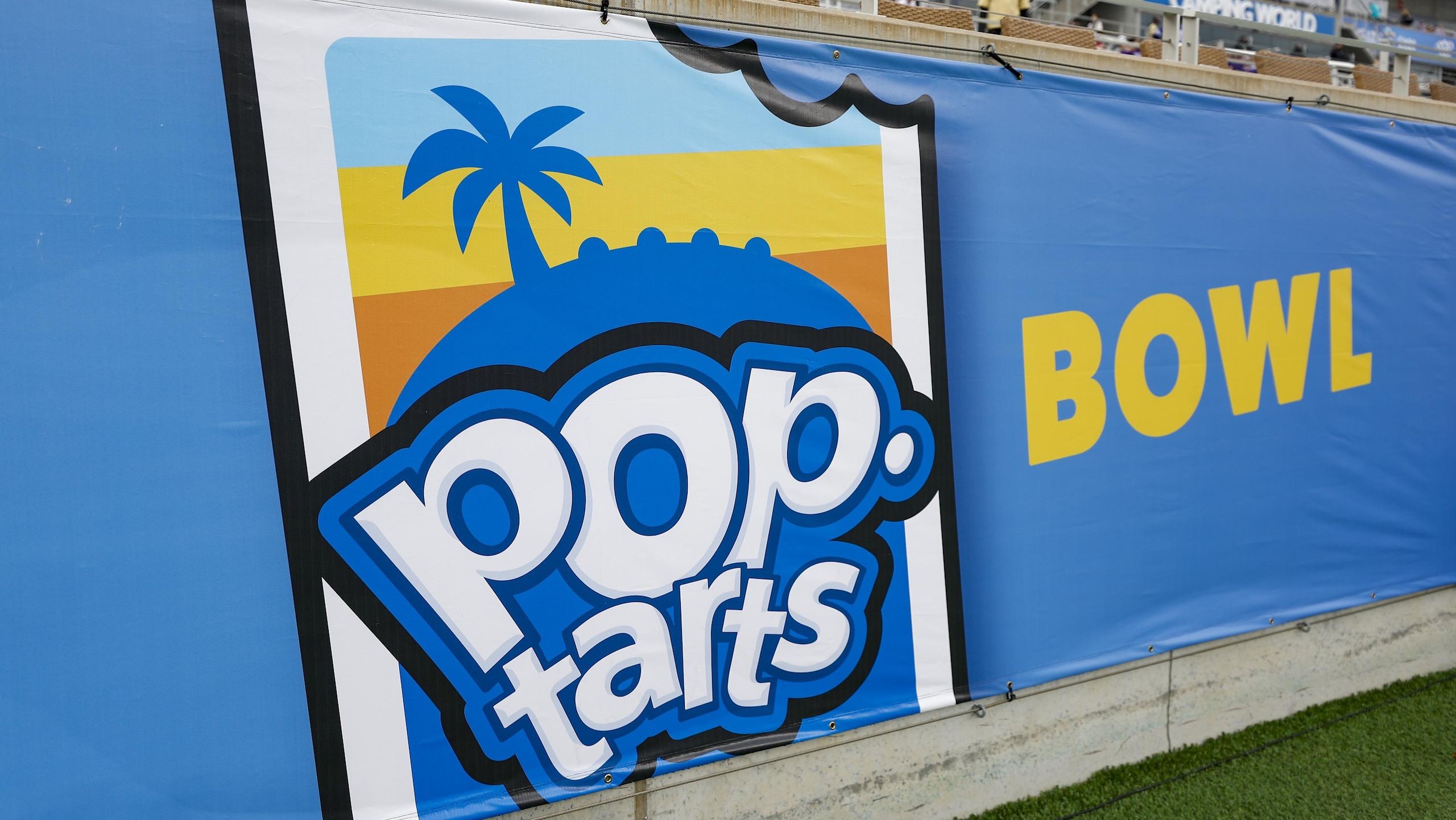 COLLEGE FOOTBALL: DEC 28 Pop-Tarts Bowl - NC State vs Kansas State