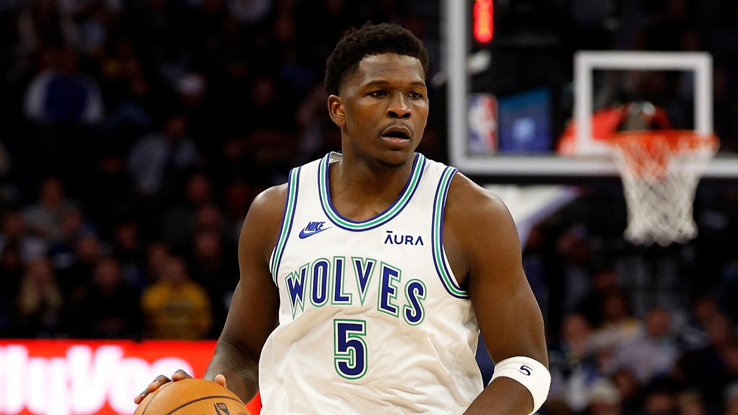 Los Angeles Lakers v Minnesota Timberwolves