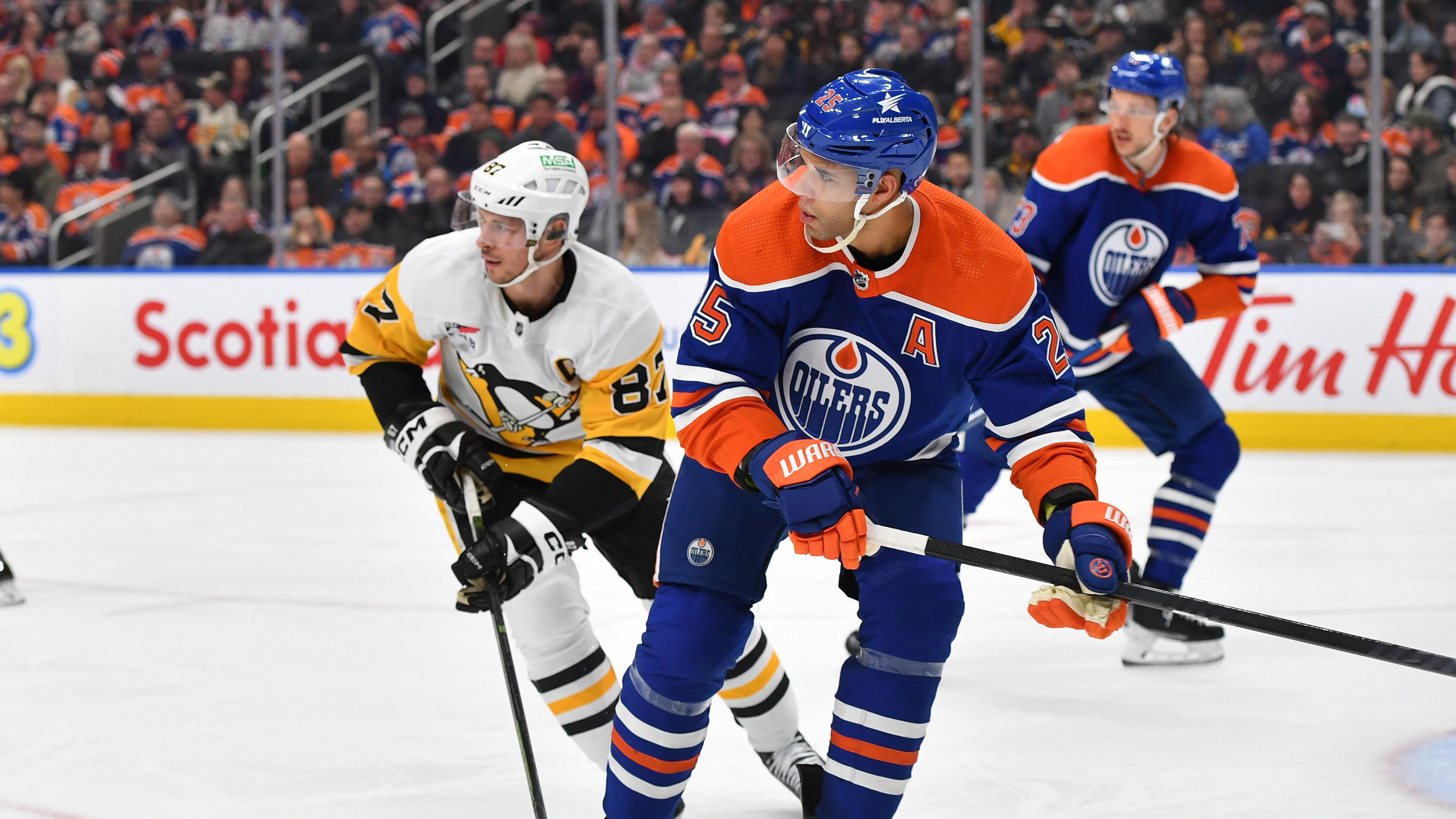 Pittsburgh Penguins v Edmonton Oilers