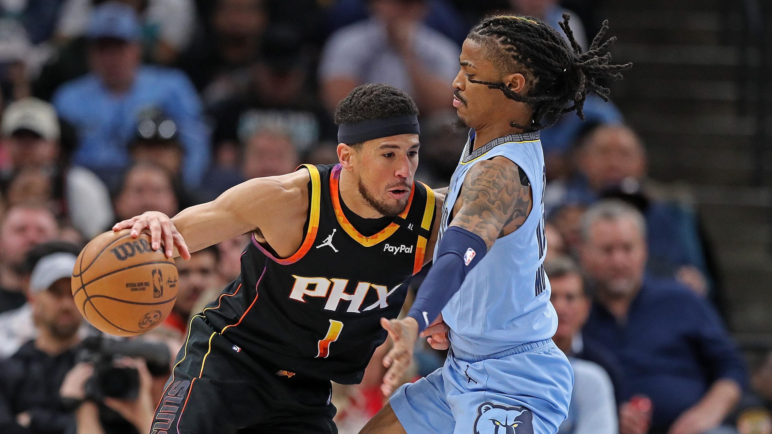 Phoenix Suns v Memphis Grizzlies
