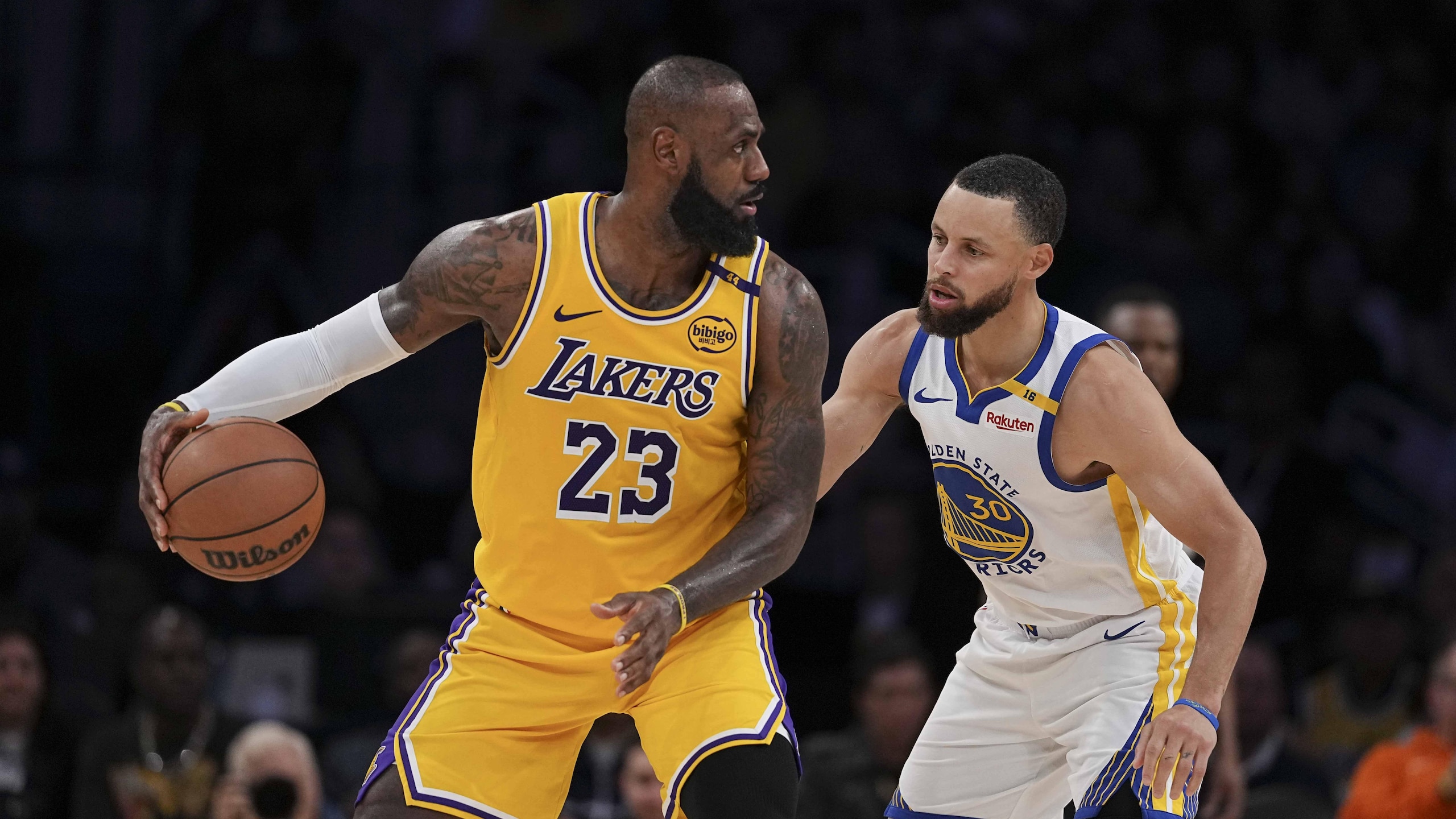 Golden State Warriors v Los Angeles Lakers