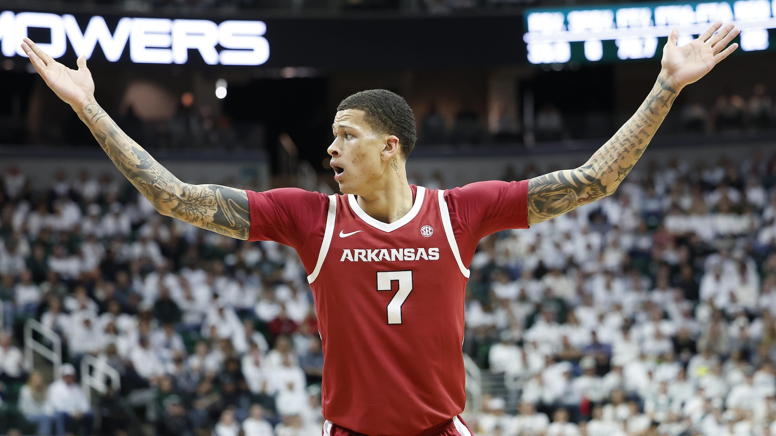 Arkansas v Michigan State