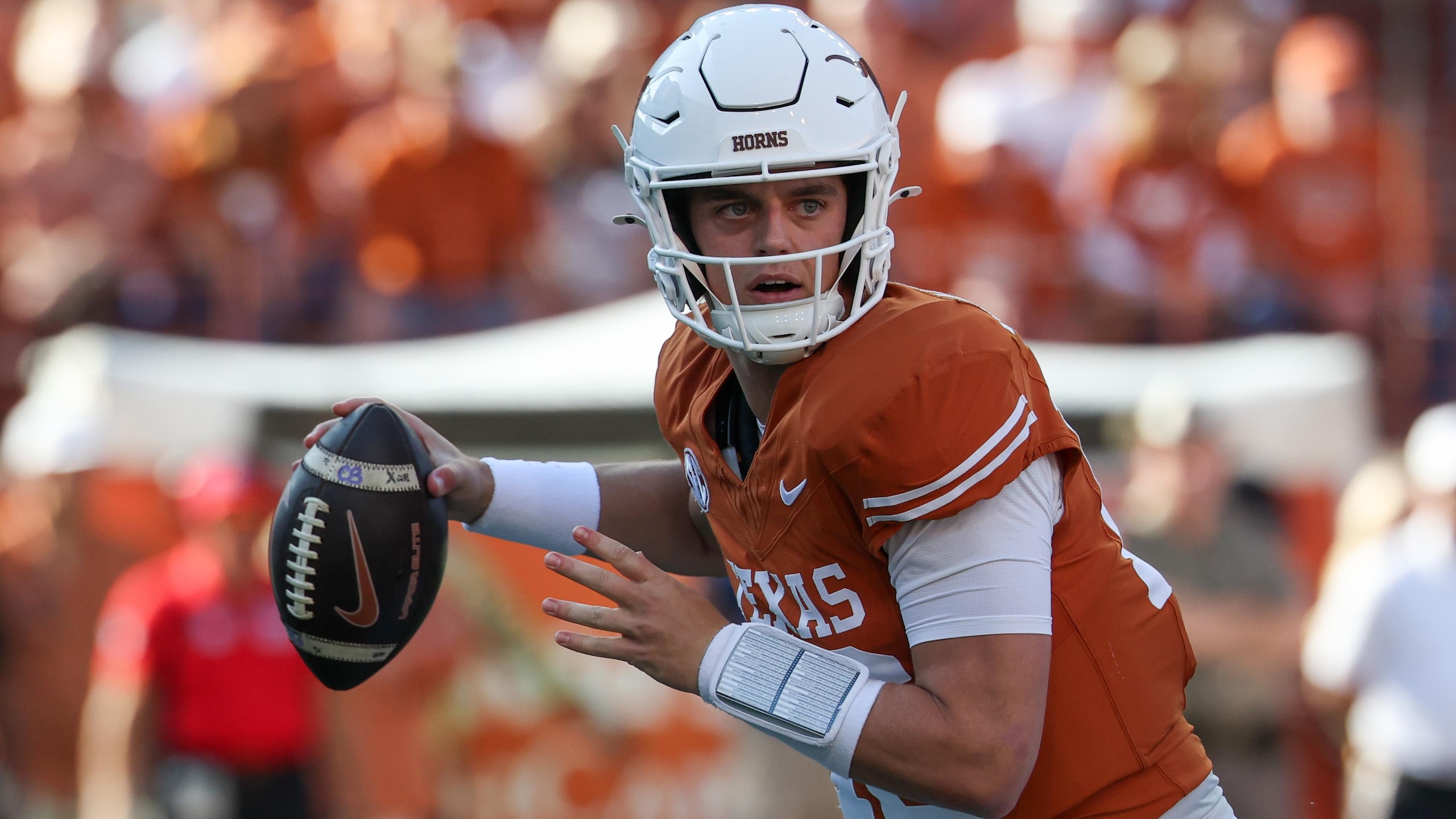 COLLEGE FOOTBALL: NOV 22 Arkansas at Texas