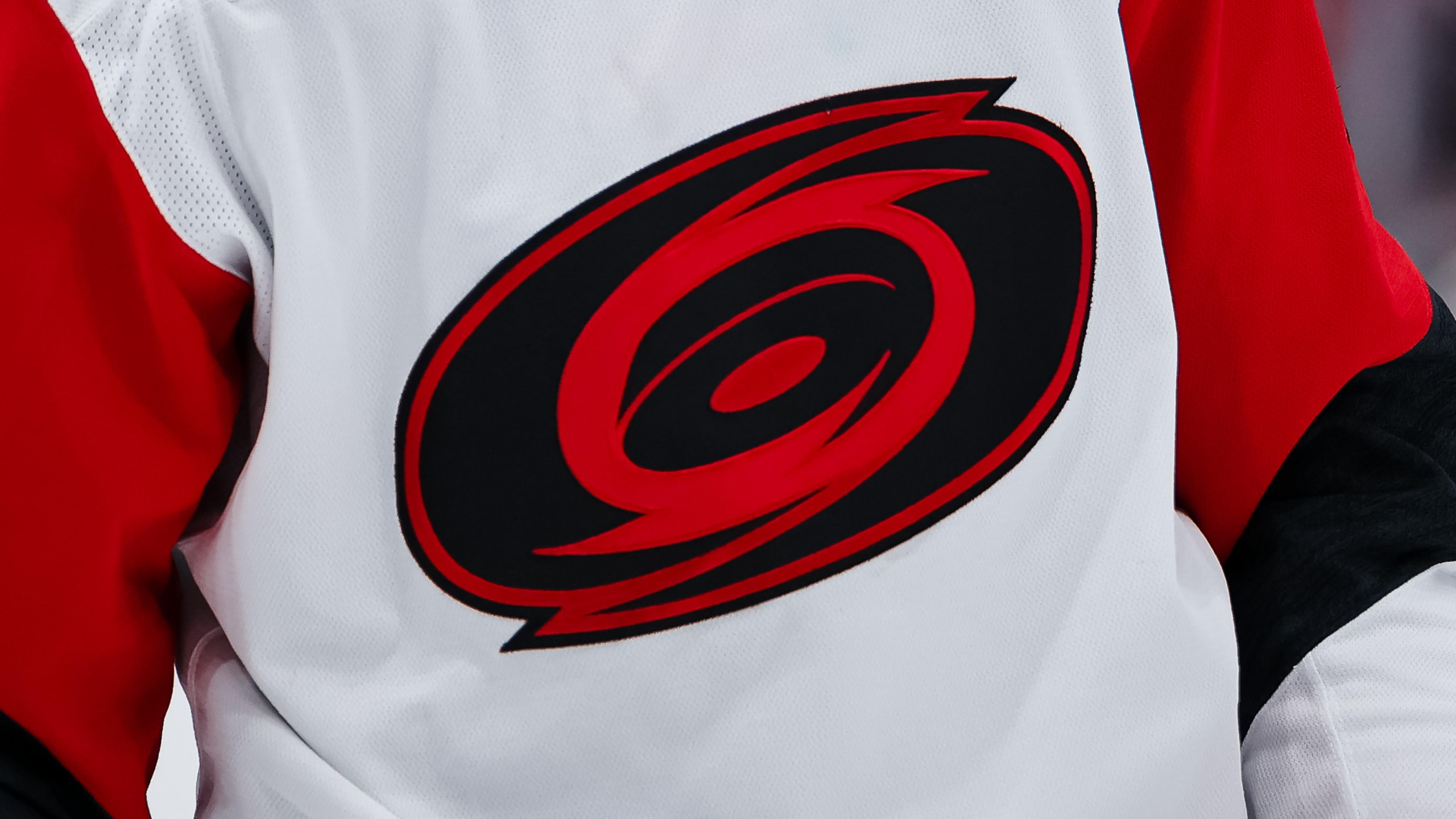Carolina Hurricanes v Washington Capitals