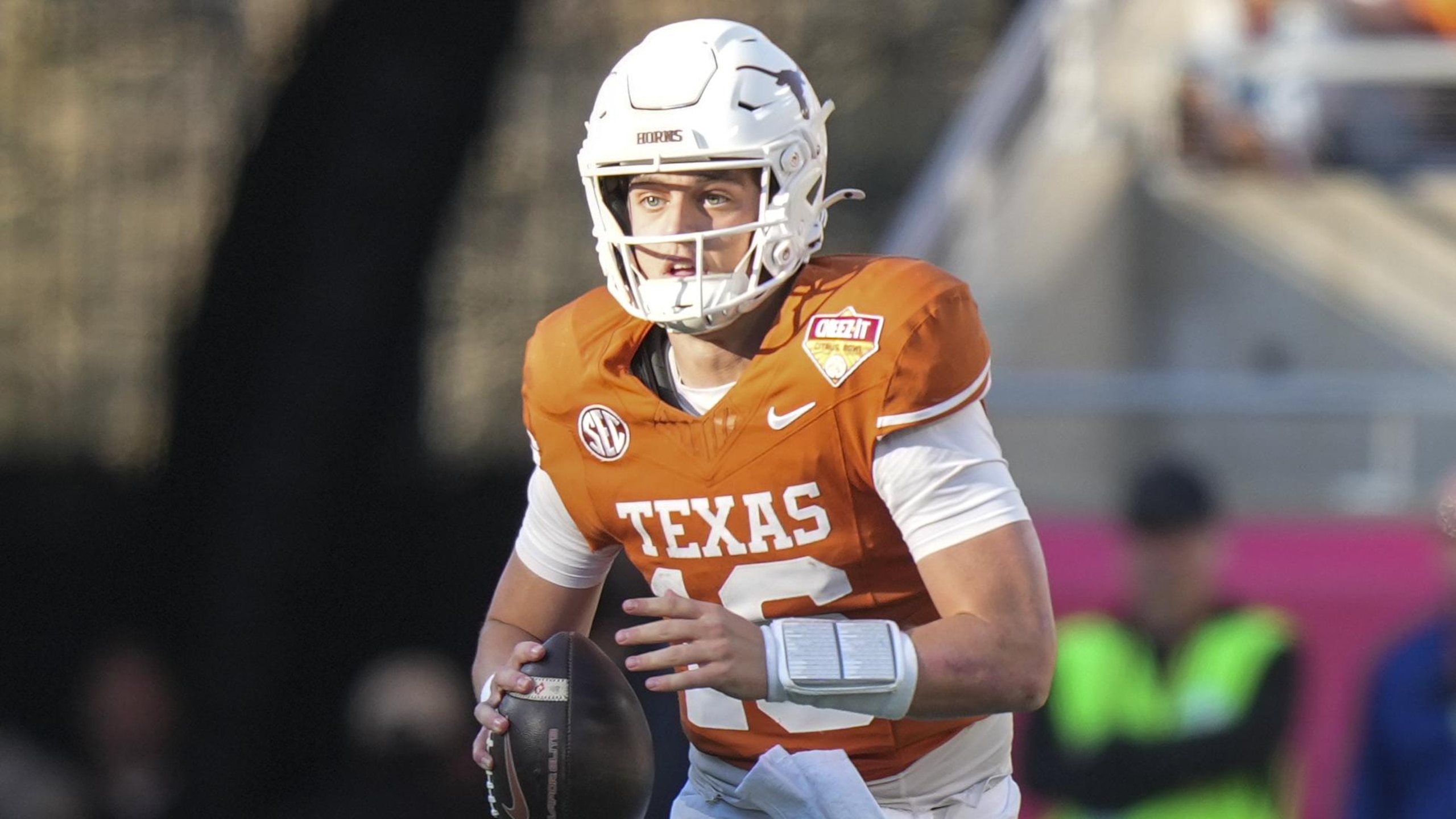 COLLEGE FOOTBALL: DEC 31 Cheez-It Citrus Bowl Michigan vs Texas