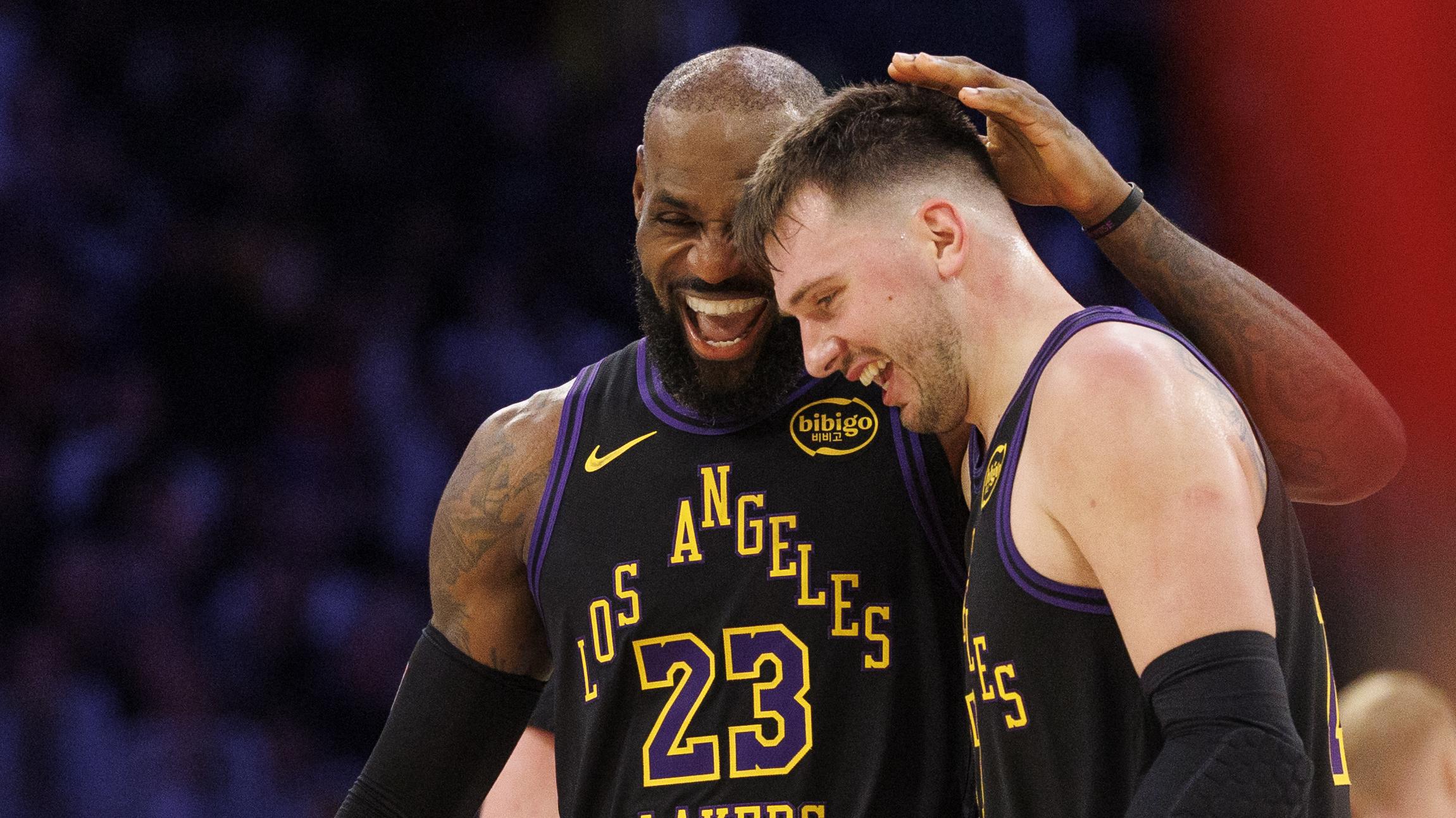 Lakers vs Grizzlies in Los Angeles, CA