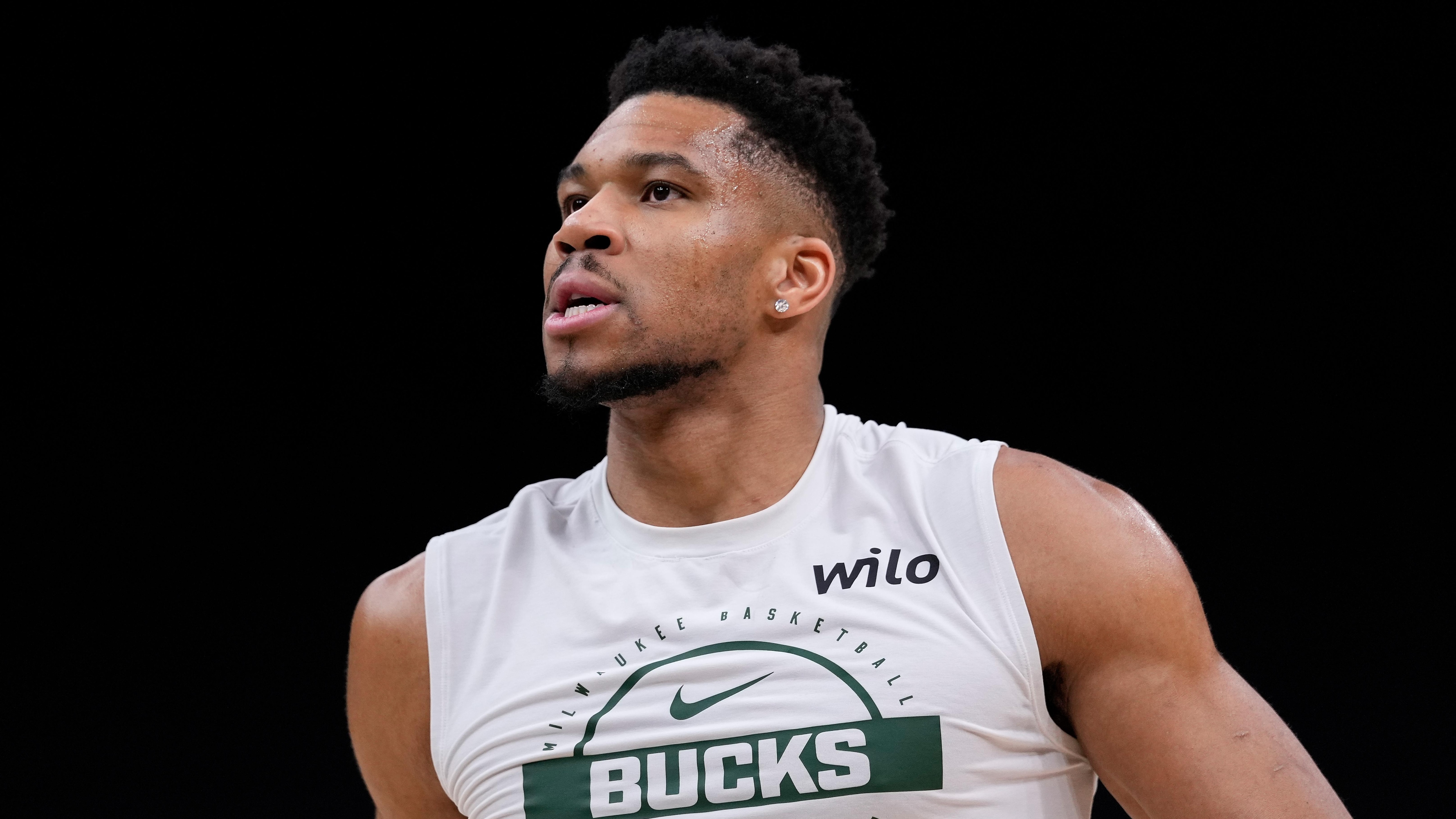 New Orleans Pelicans v Milwaukee Bucks