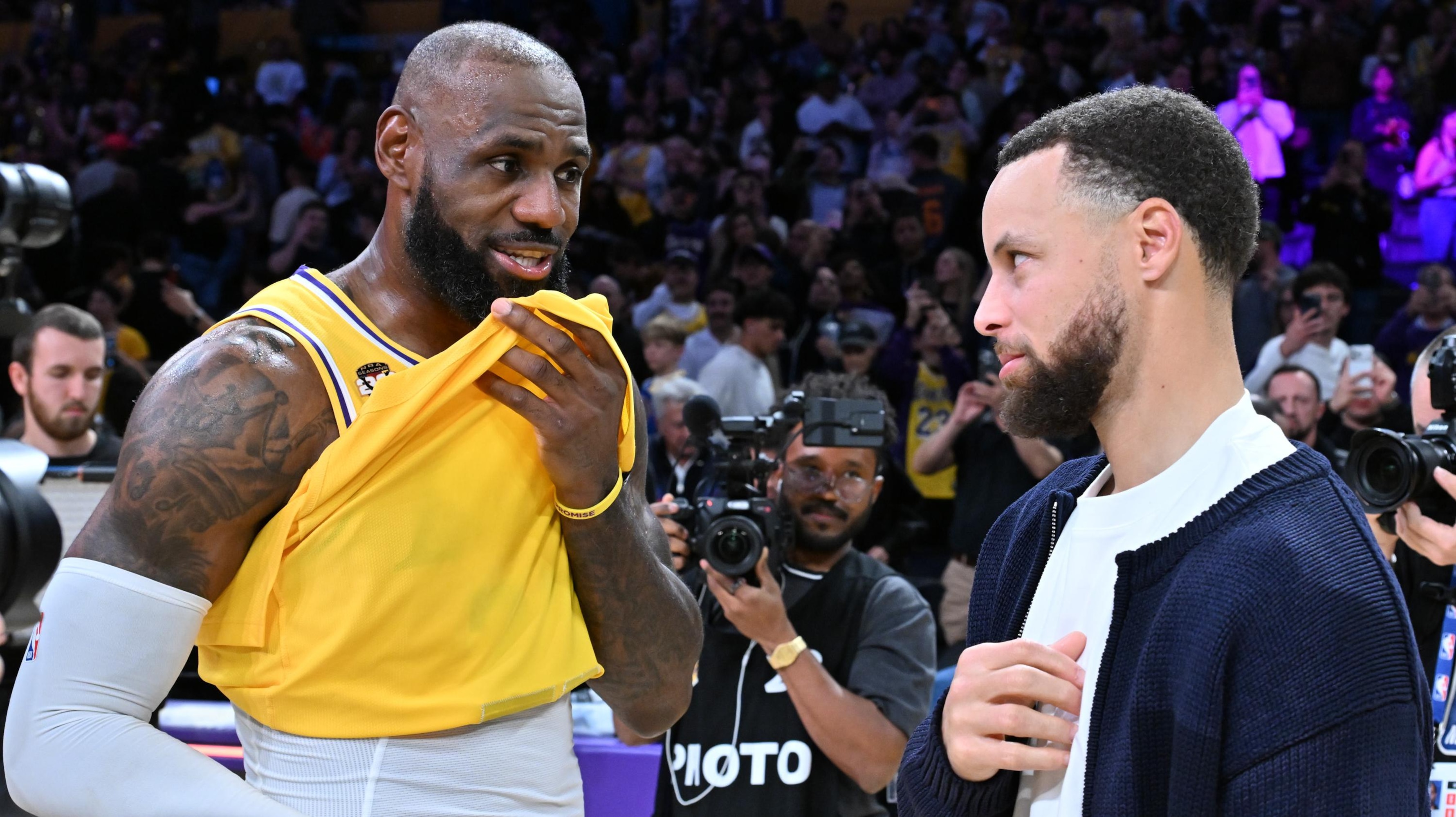 How Warriors Could Add LeBron James Using Midlevel Exception