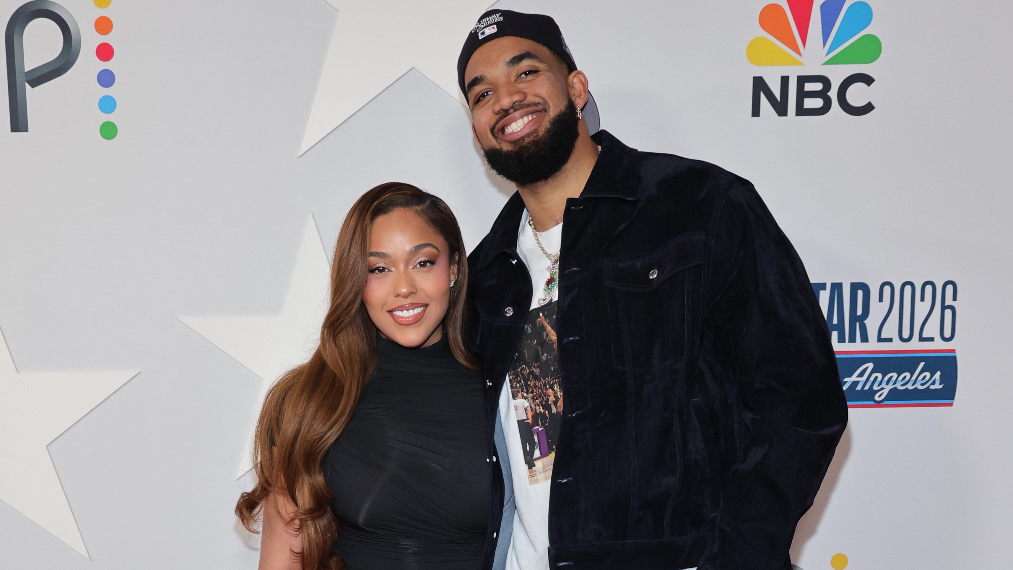 Los Angeles Clippers & Comcast NBCUniversal's NBA All-Star Legendary Tip-Off Celebration - Red Carpet