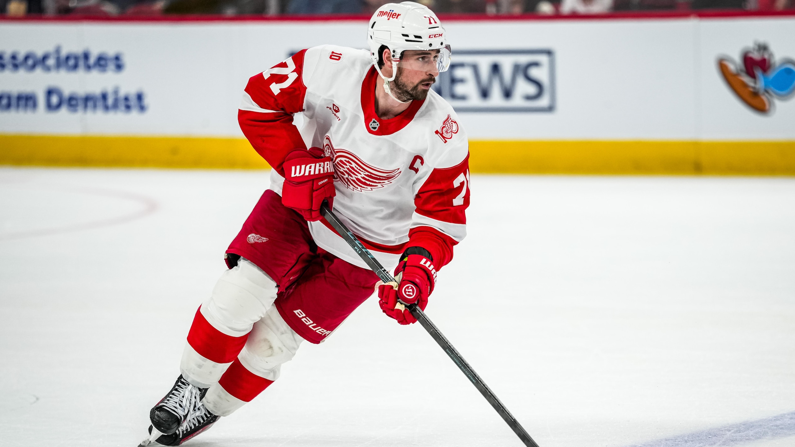 Detroit Red Wings v Carolina Hurricanes Detroit Red Wings v Carolina Hurricanes