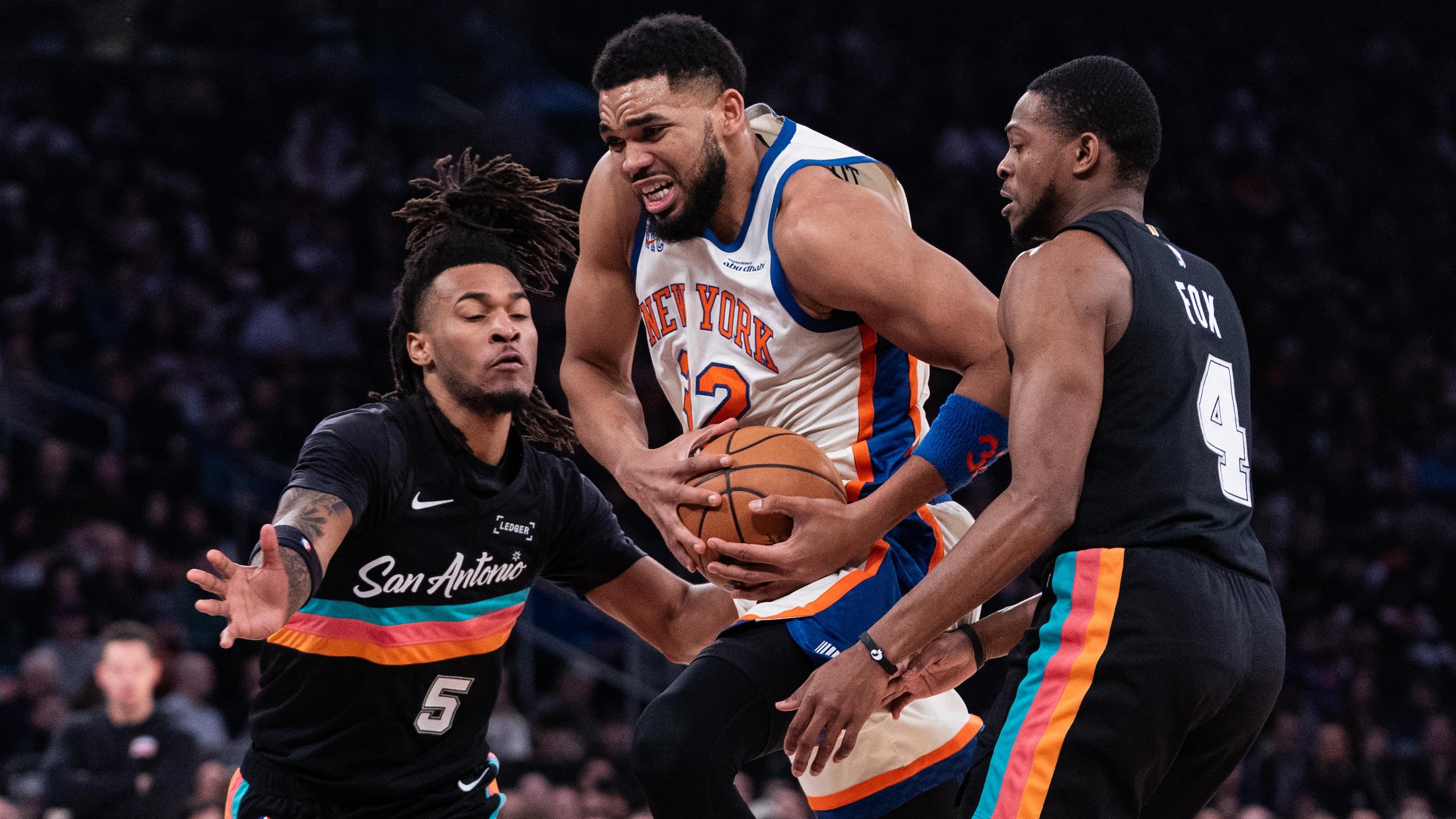 San Antonio Spurs v New York Knicks