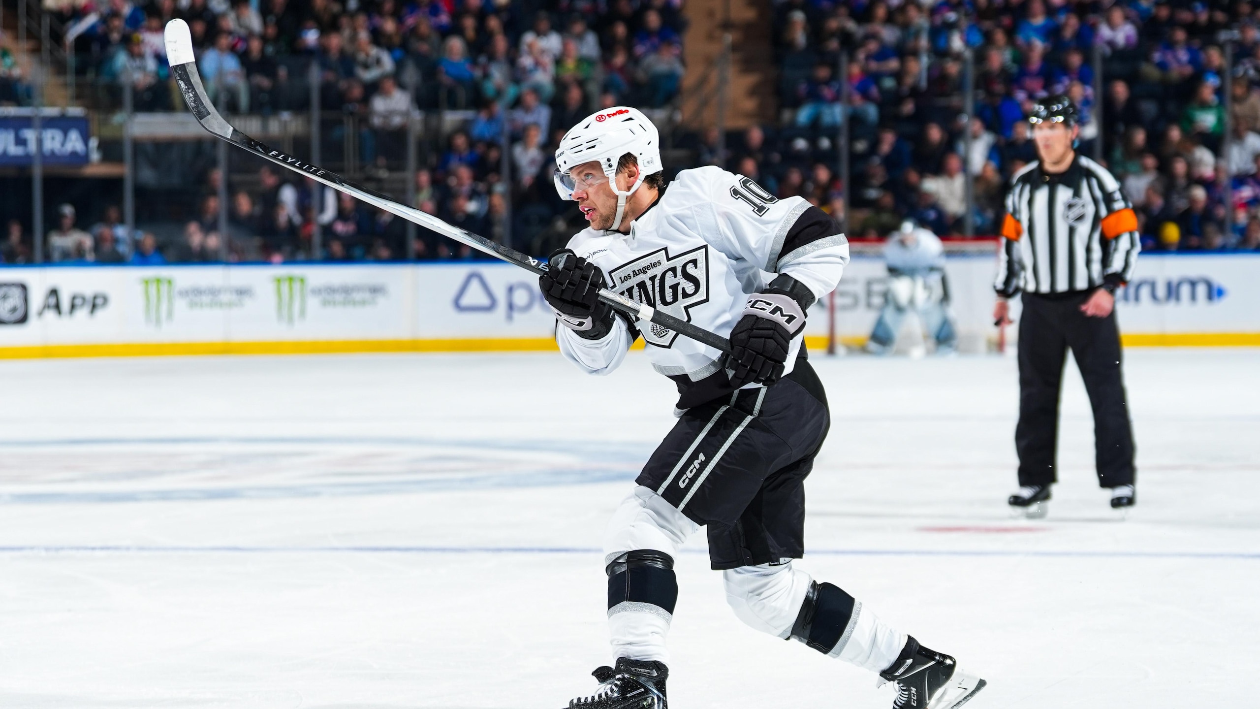 Los Angeles Kings v New York Rangers