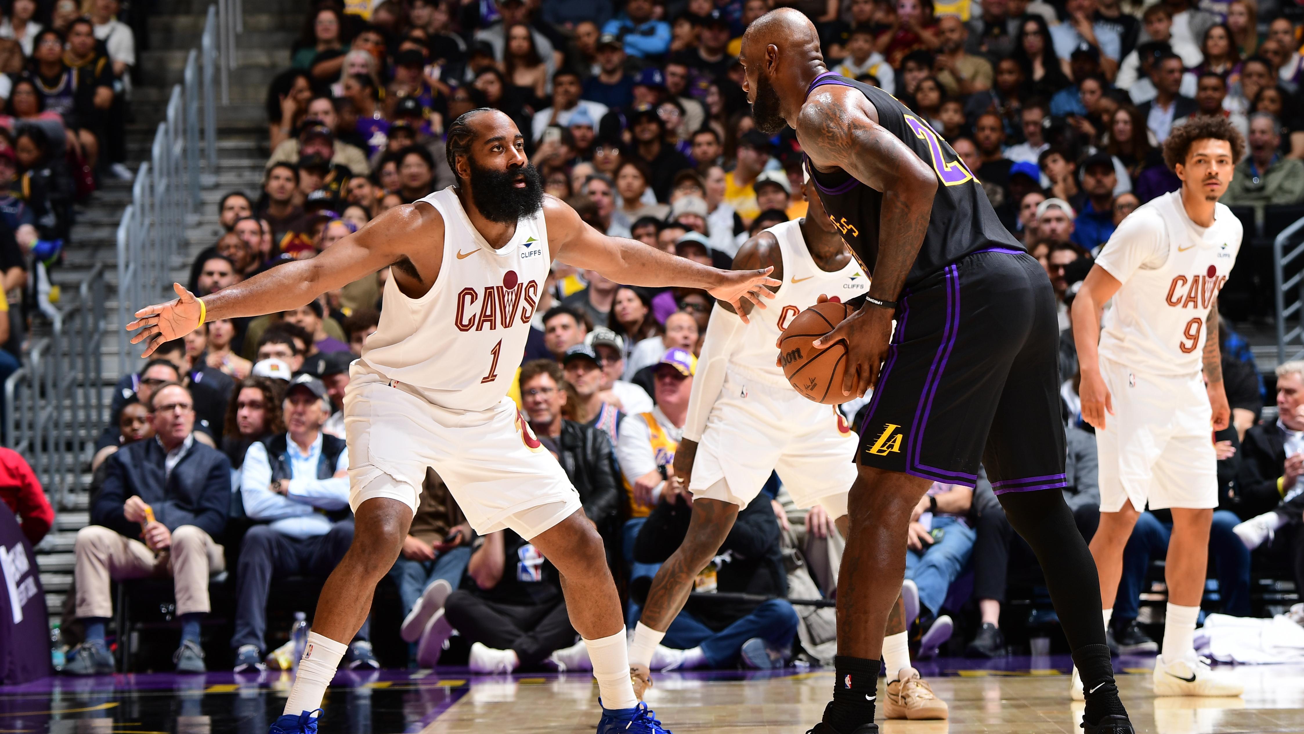 Cleveland Cavaliers v Los Angeles Lakers