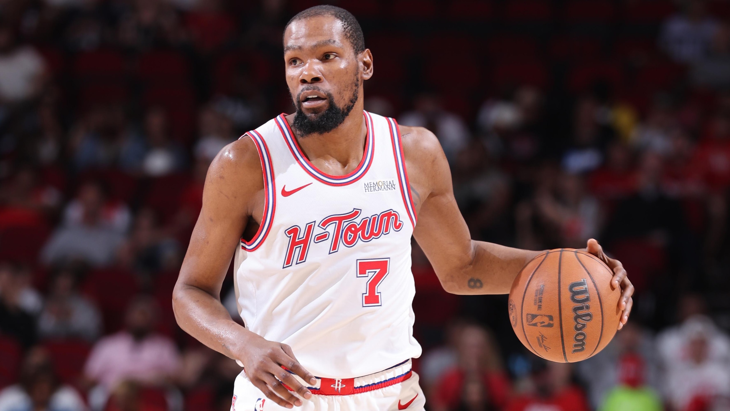 Milwaukee Bucks v Houston Rockets