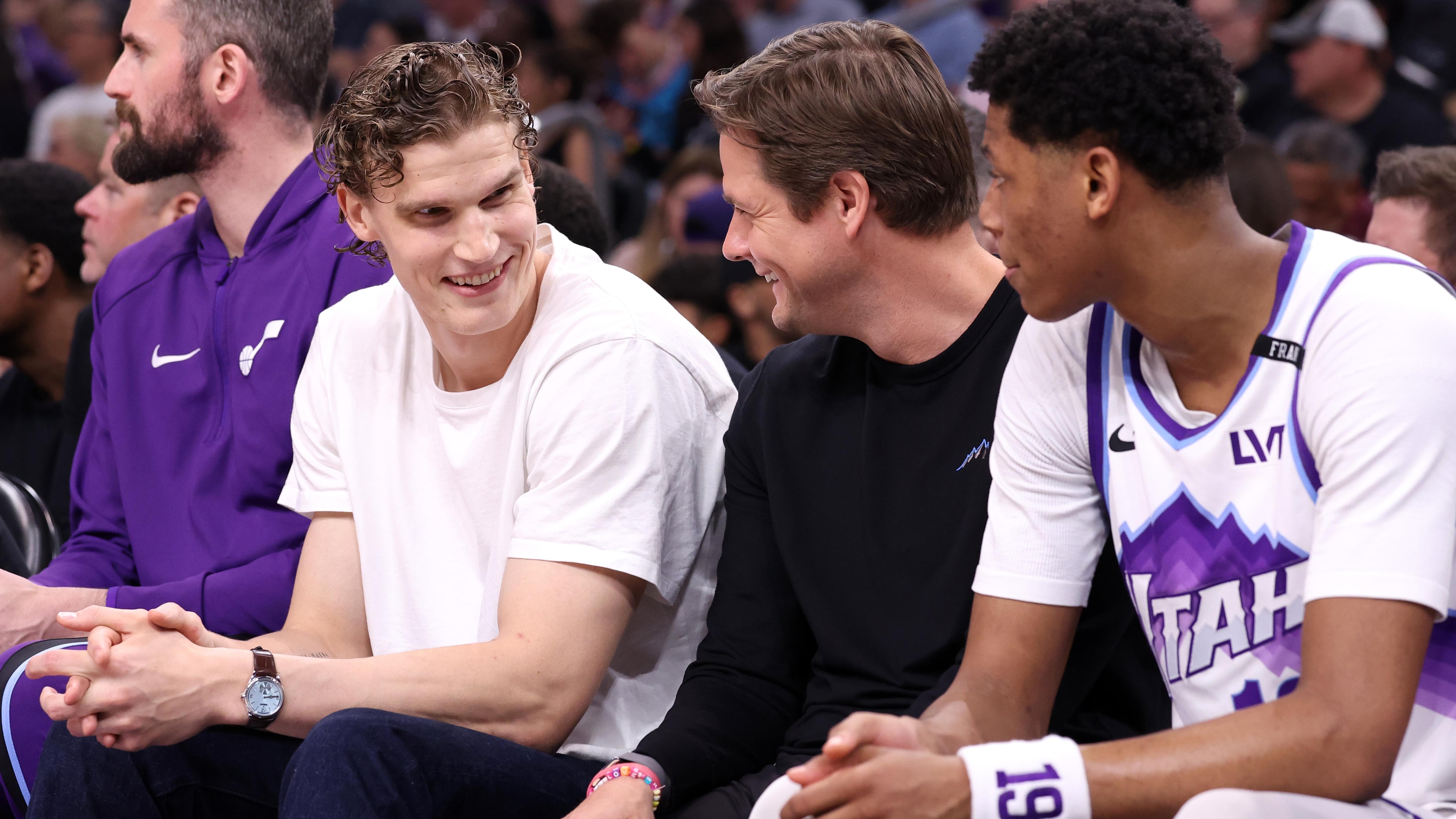 Utah Jazz v Phoenix Suns