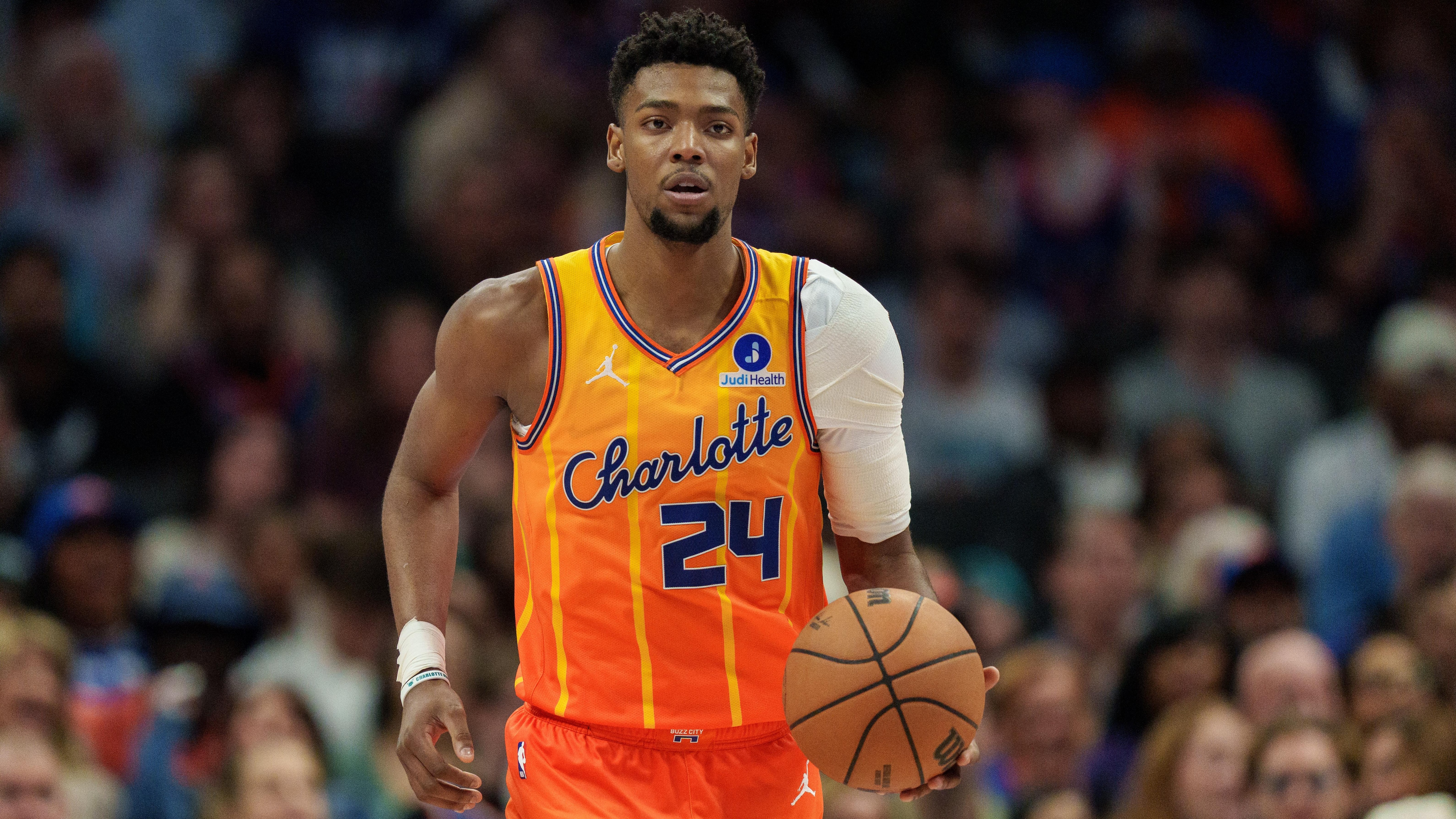 New York Knicks v Charlotte Hornets