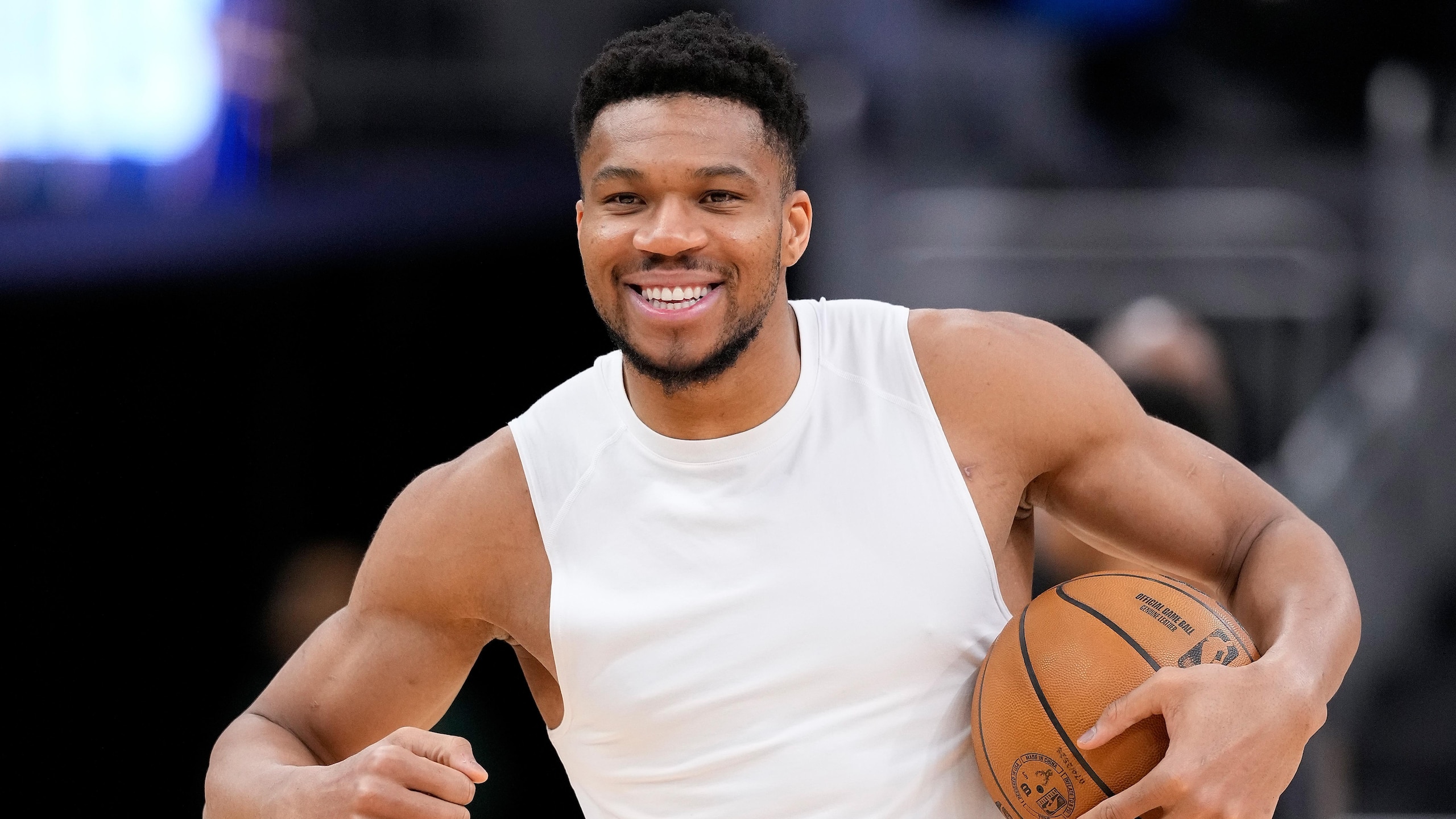 Memphis Grizzlies v Milwaukee Bucks