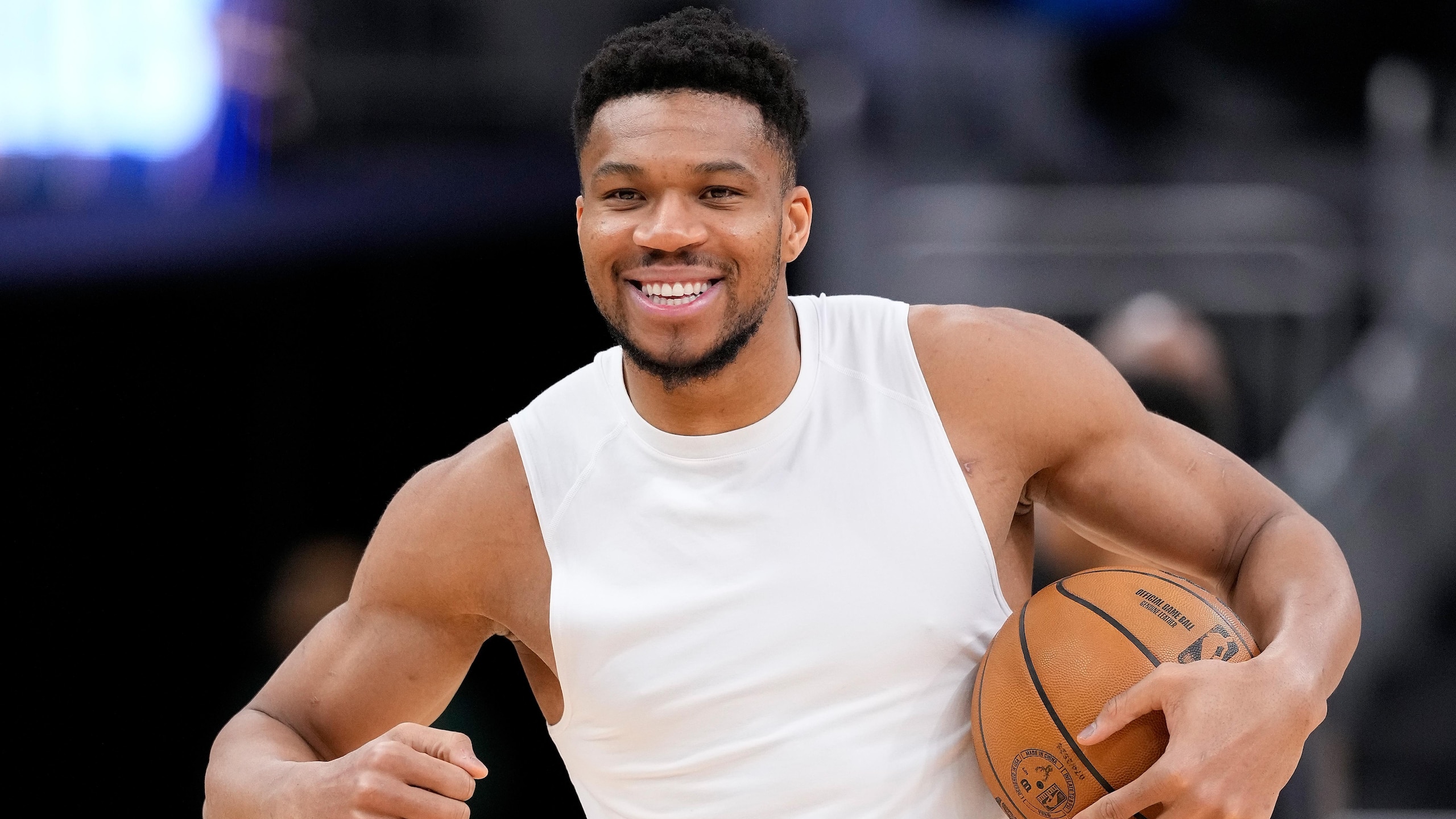 Memphis Grizzlies v Milwaukee Bucks