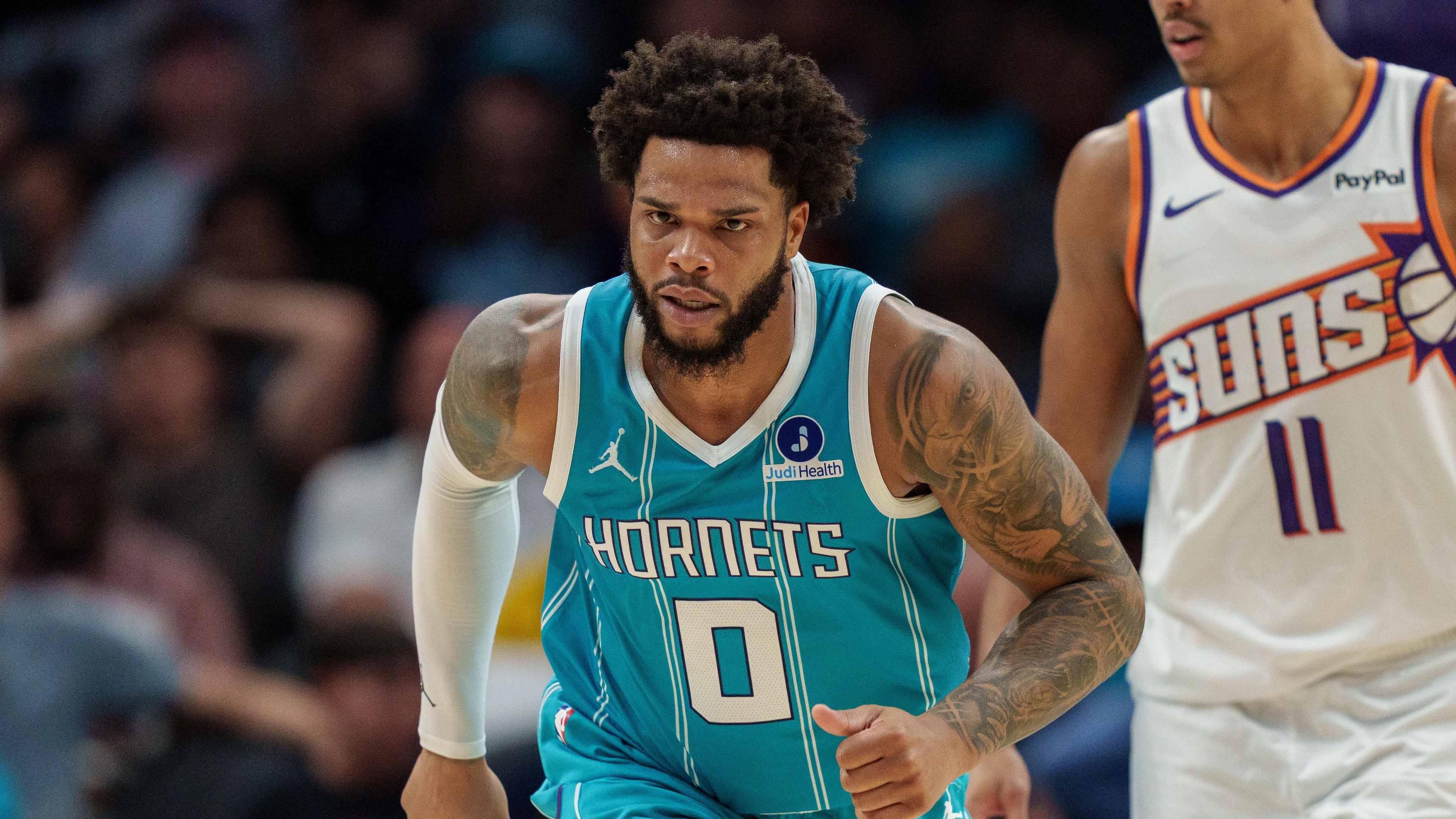 Phoenix Suns v Charlotte Hornets Phoenix Suns v Charlotte Hornets
