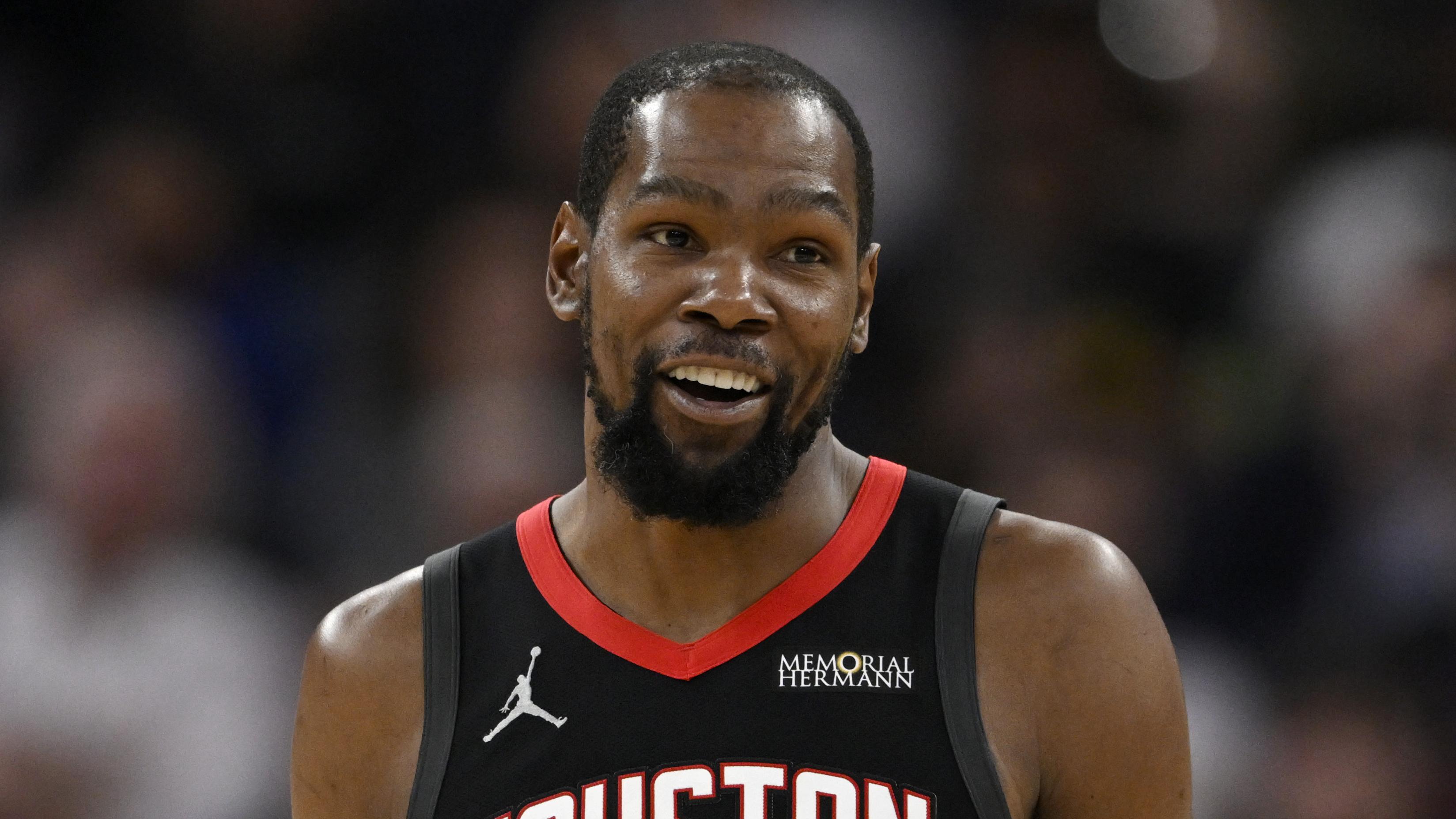 Houston Rockets v Golden State Warriors