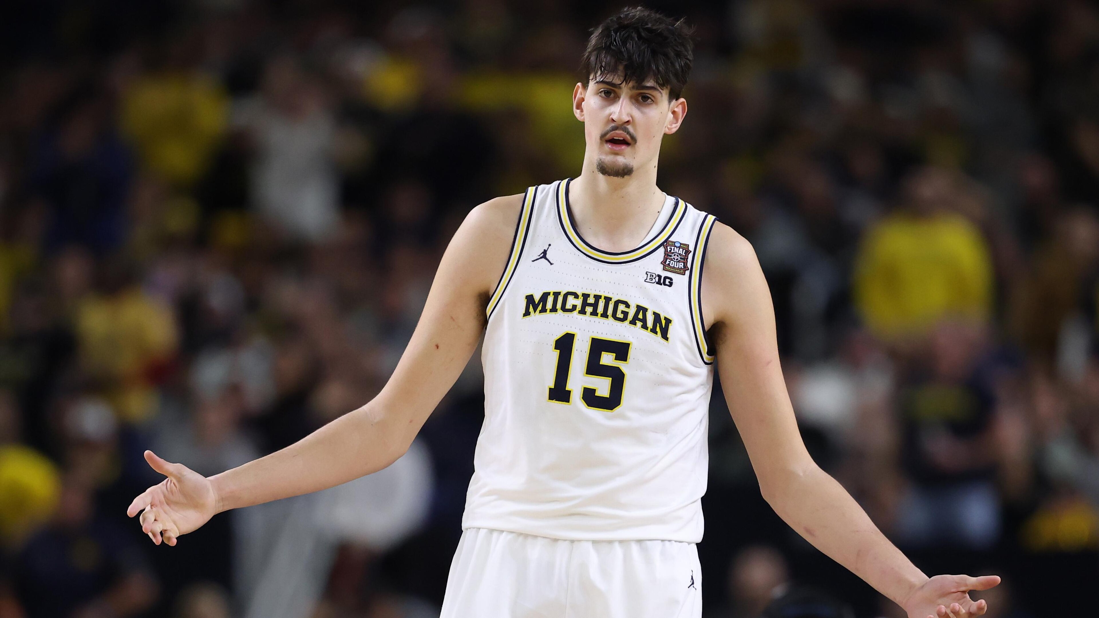 UConn v Michigan