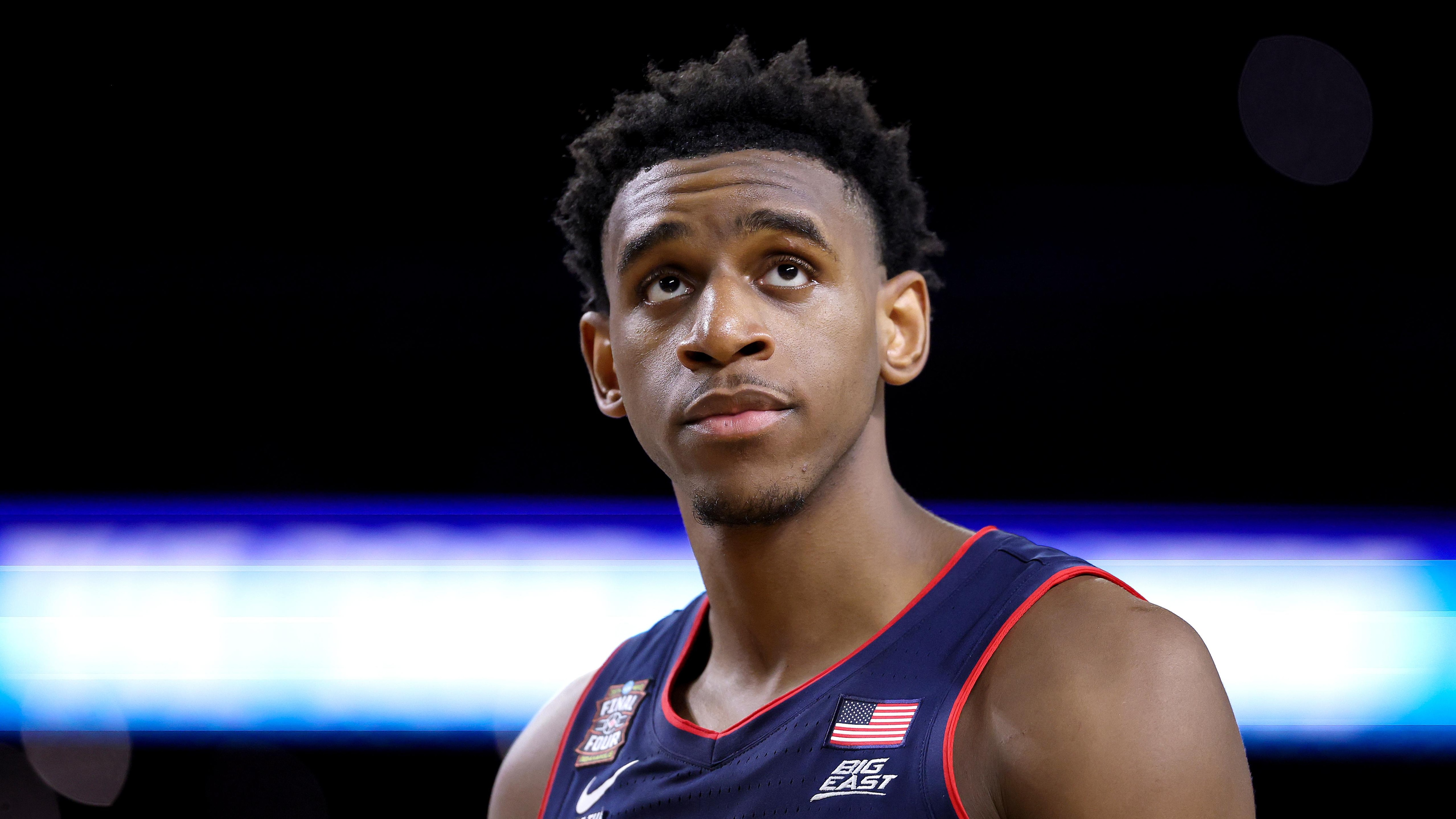 UConn v Michigan