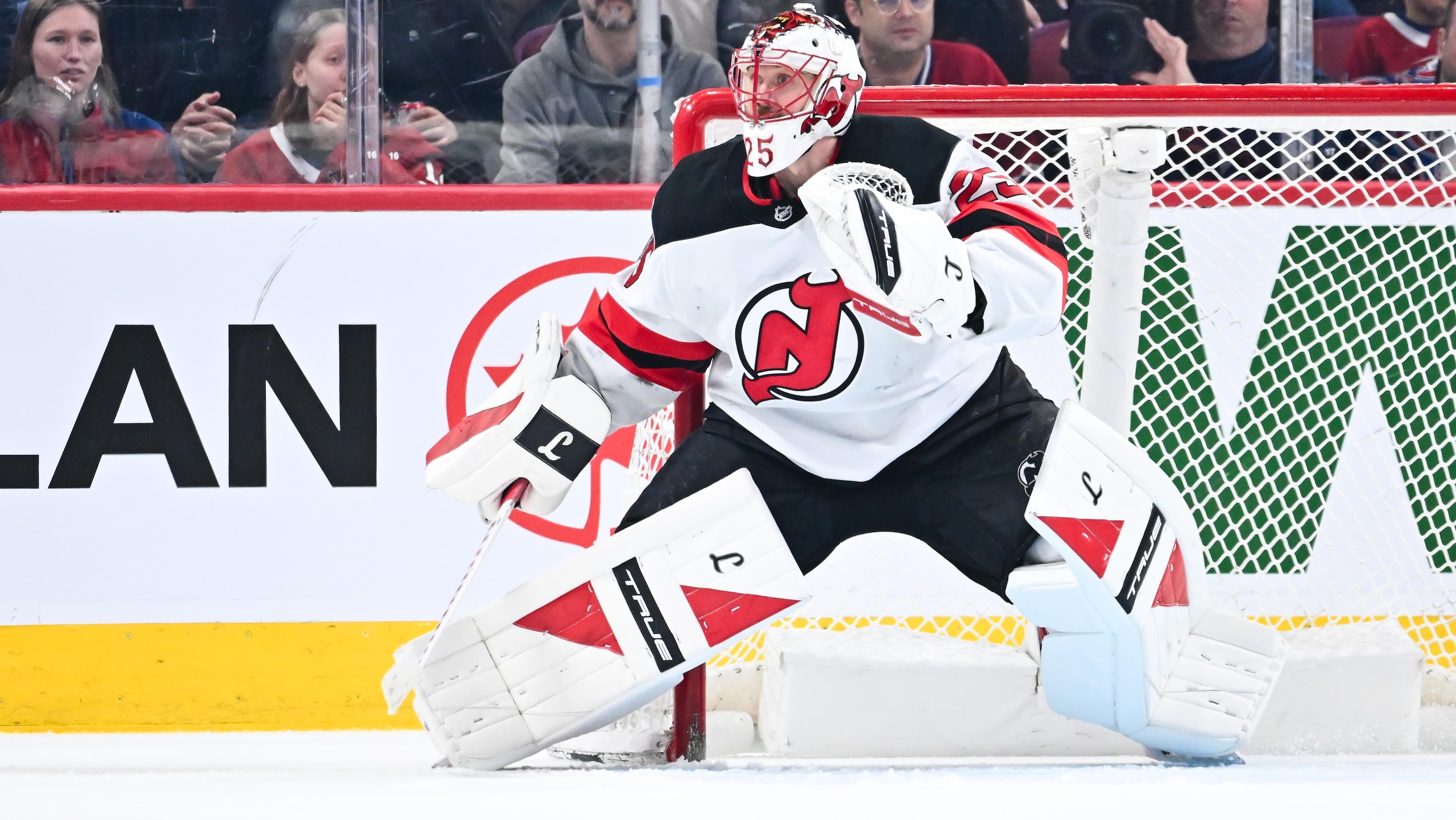 New Jersey Devils v Montreal Canadiens