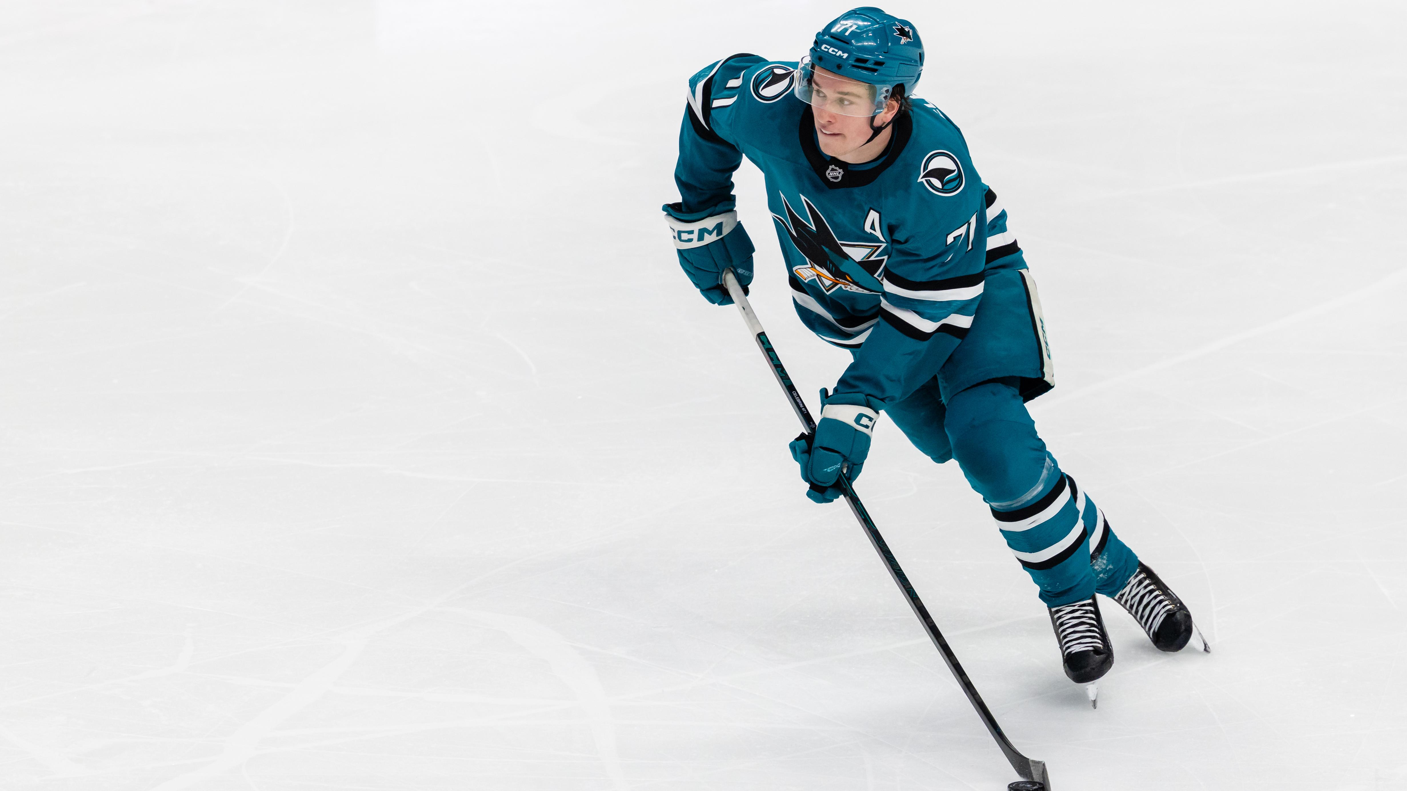 NHL: APR 11 Canucks at Sharks