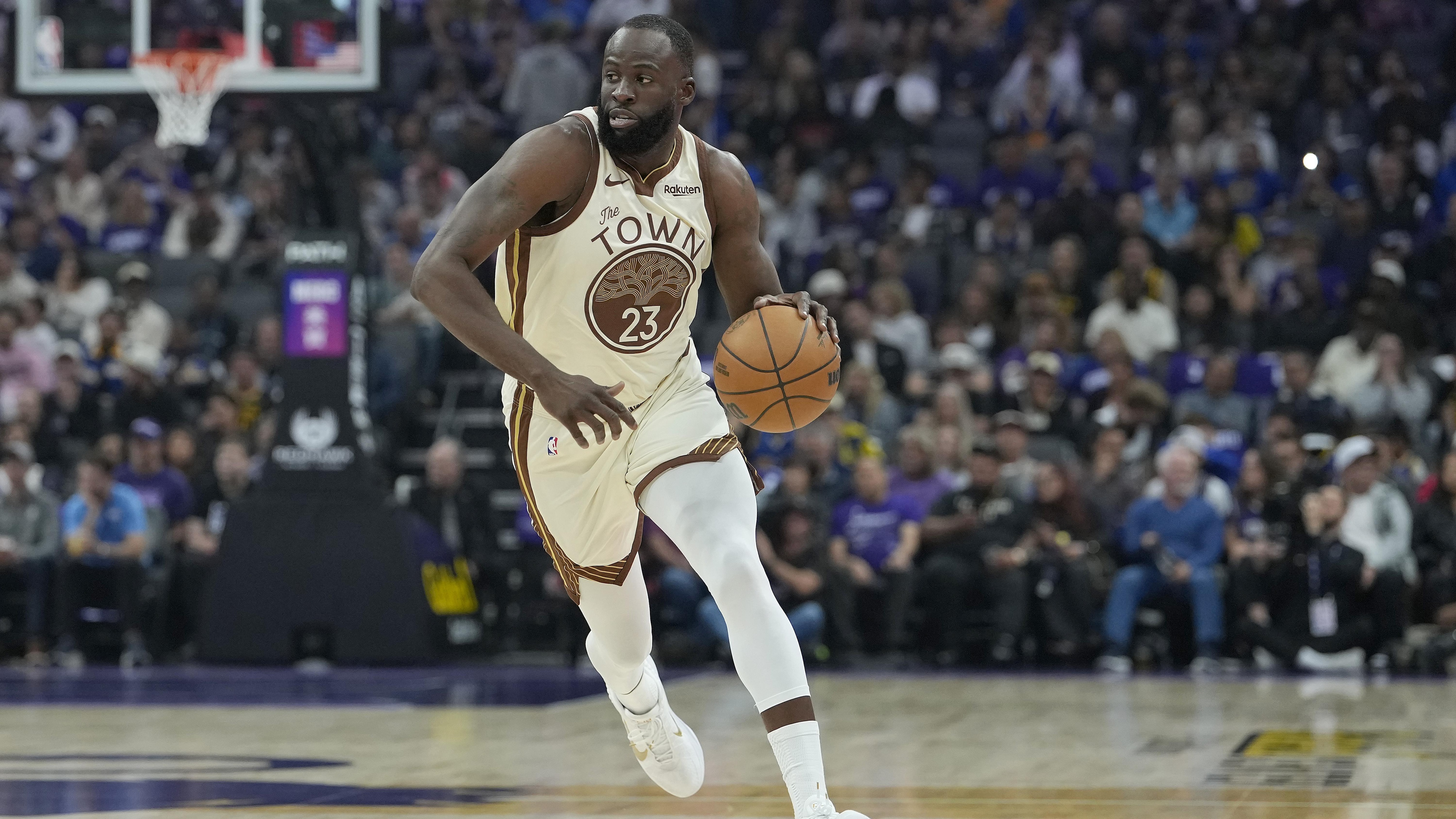 Golden State Warriors v Sacramento Kings