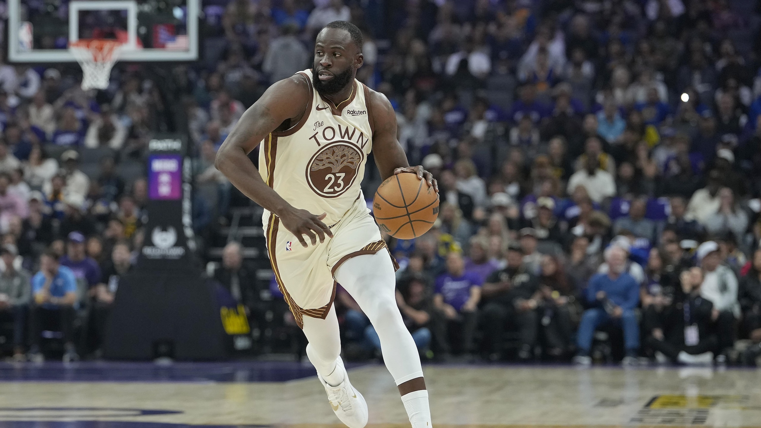 Golden State Warriors v Sacramento Kings