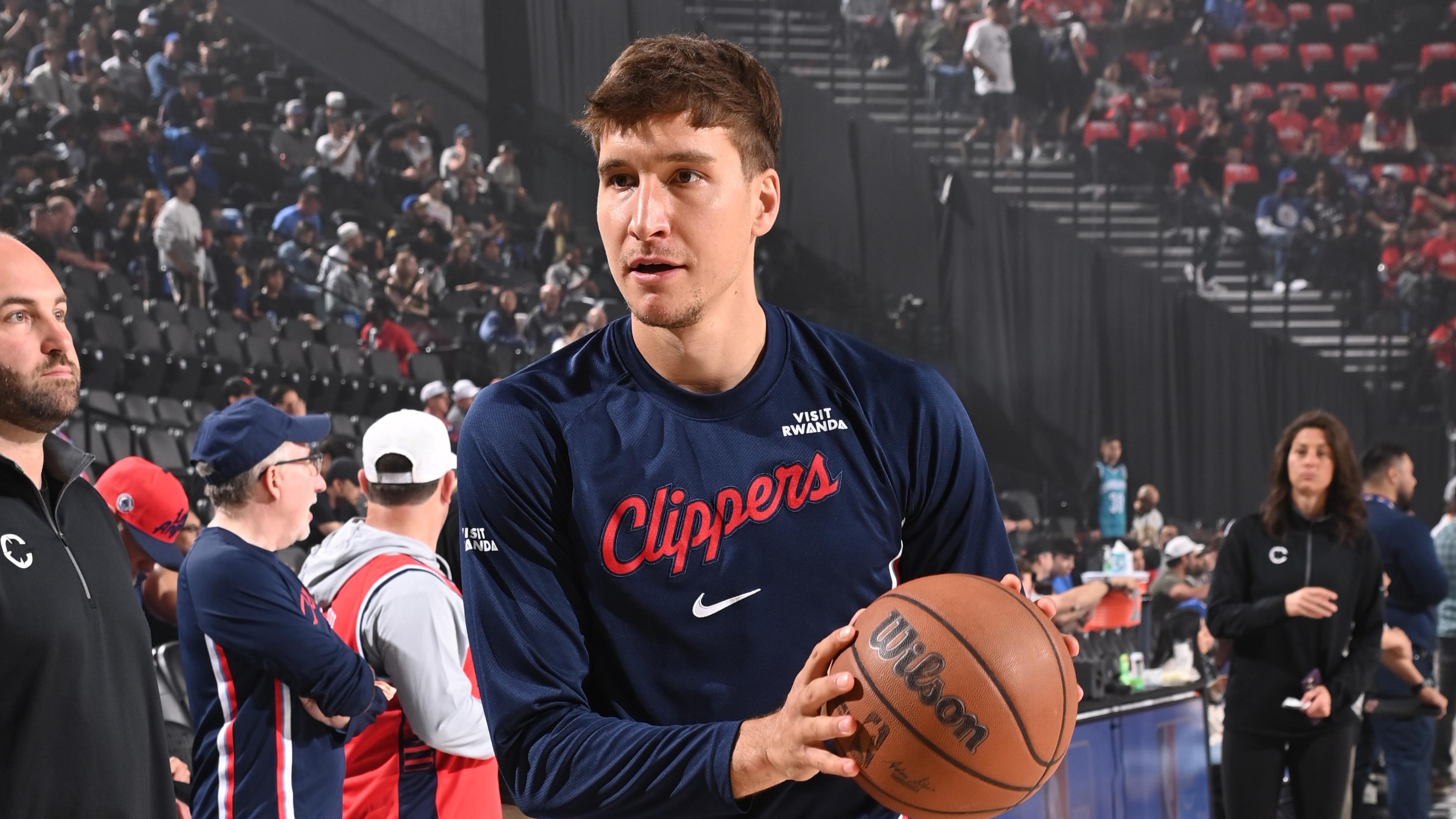 Golden State Warriors v Los Angeles Clippers - Play-In Tournament