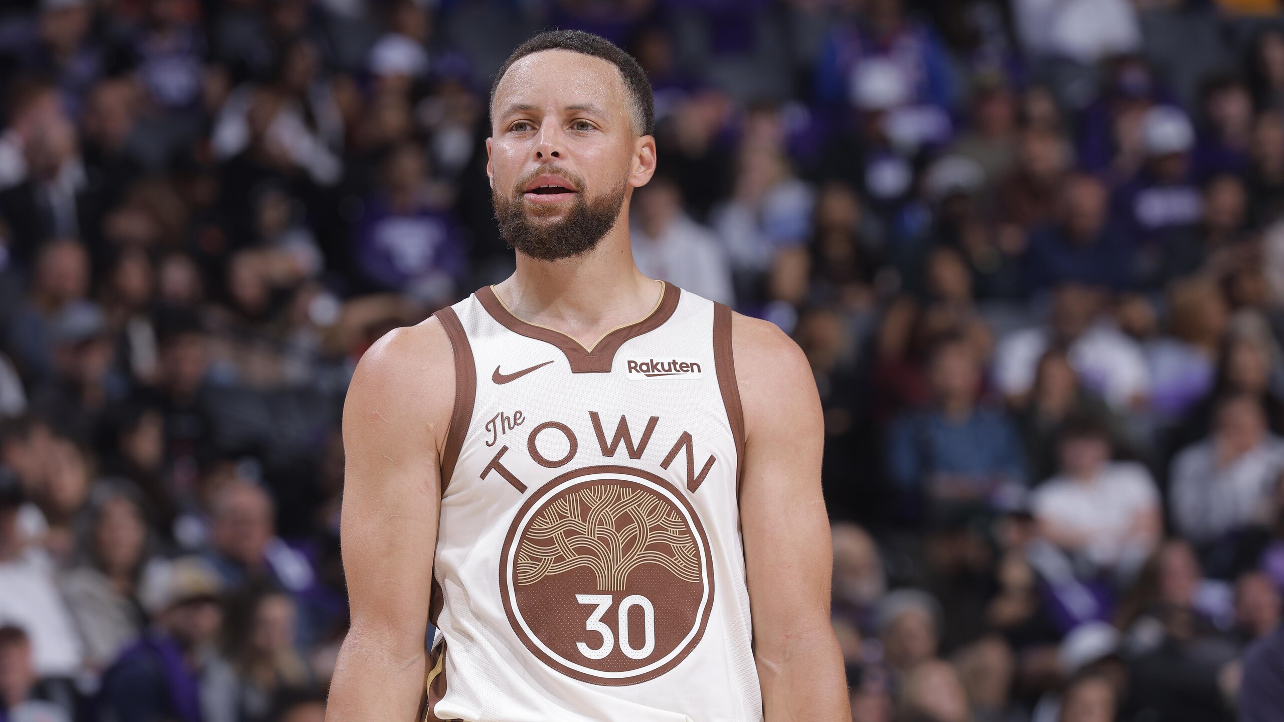 Golden State Warriors v Sacramento Kings