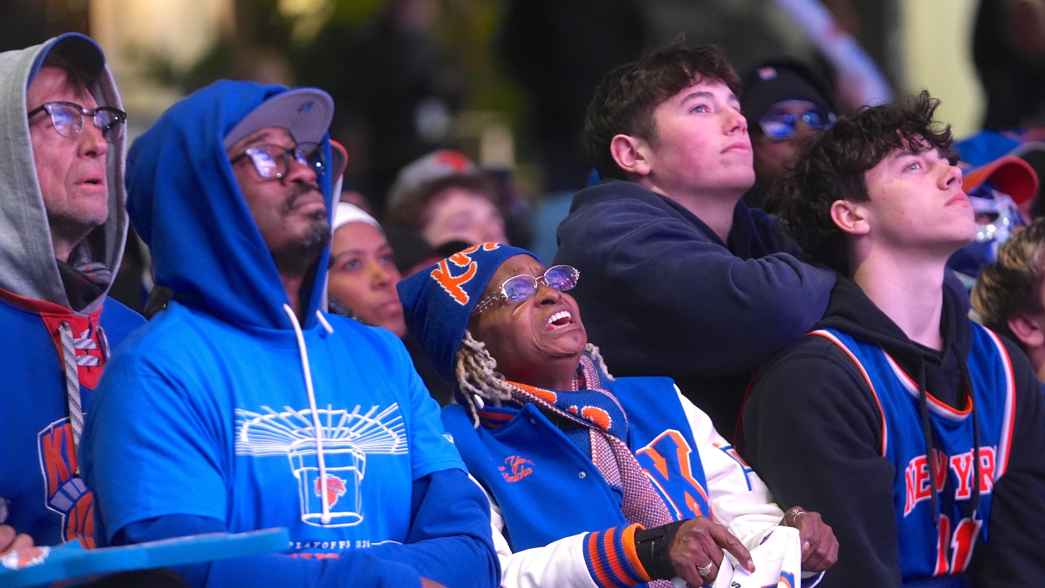 Knicks fans attend to free block party outside MSG