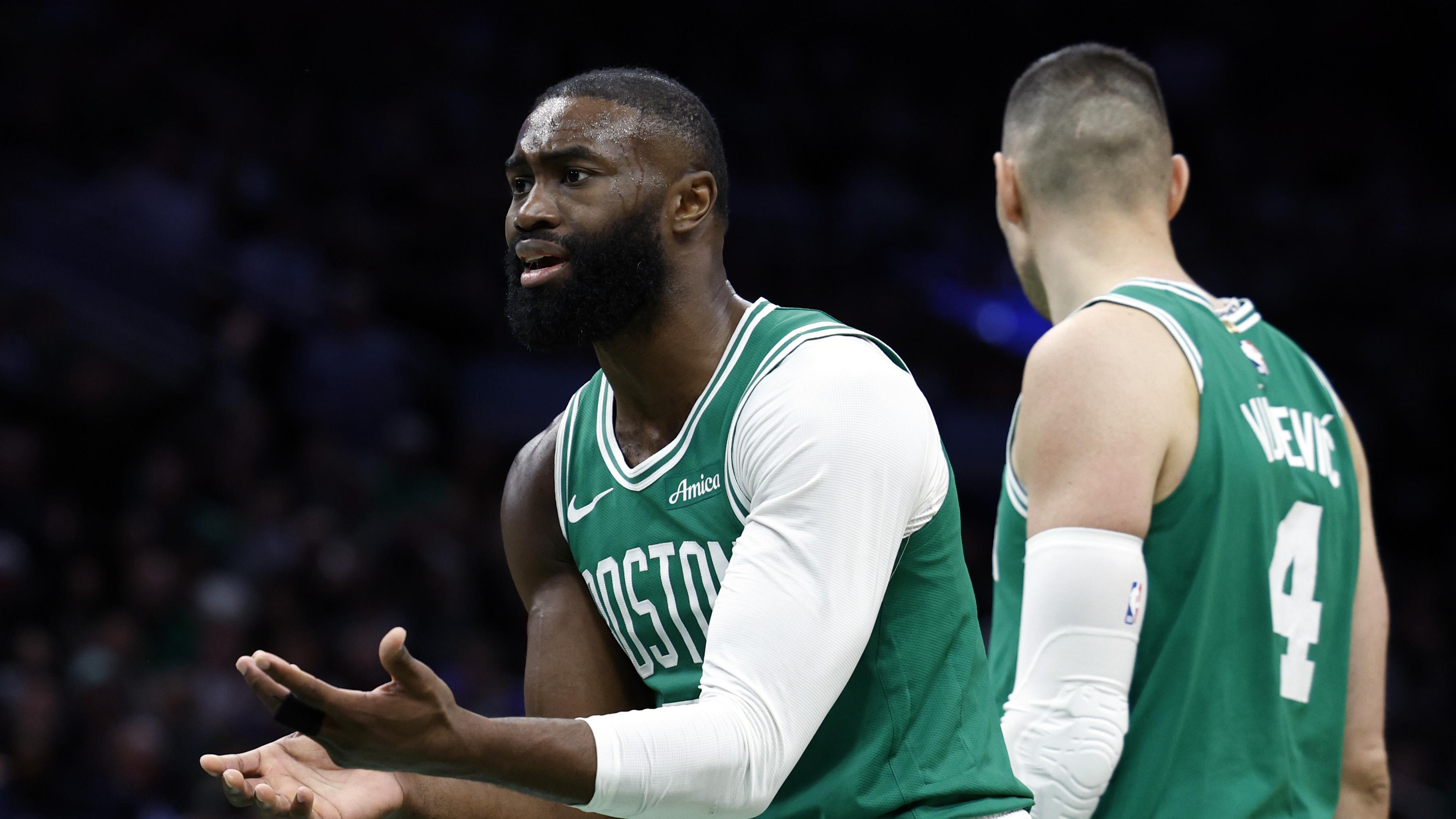 In a game of adjustments, the Celtics didn't make enough and lost Game 2 to the 76ers In a game of adjustments, the Celtics didn't make enough and lost Game 2 to the 76ers