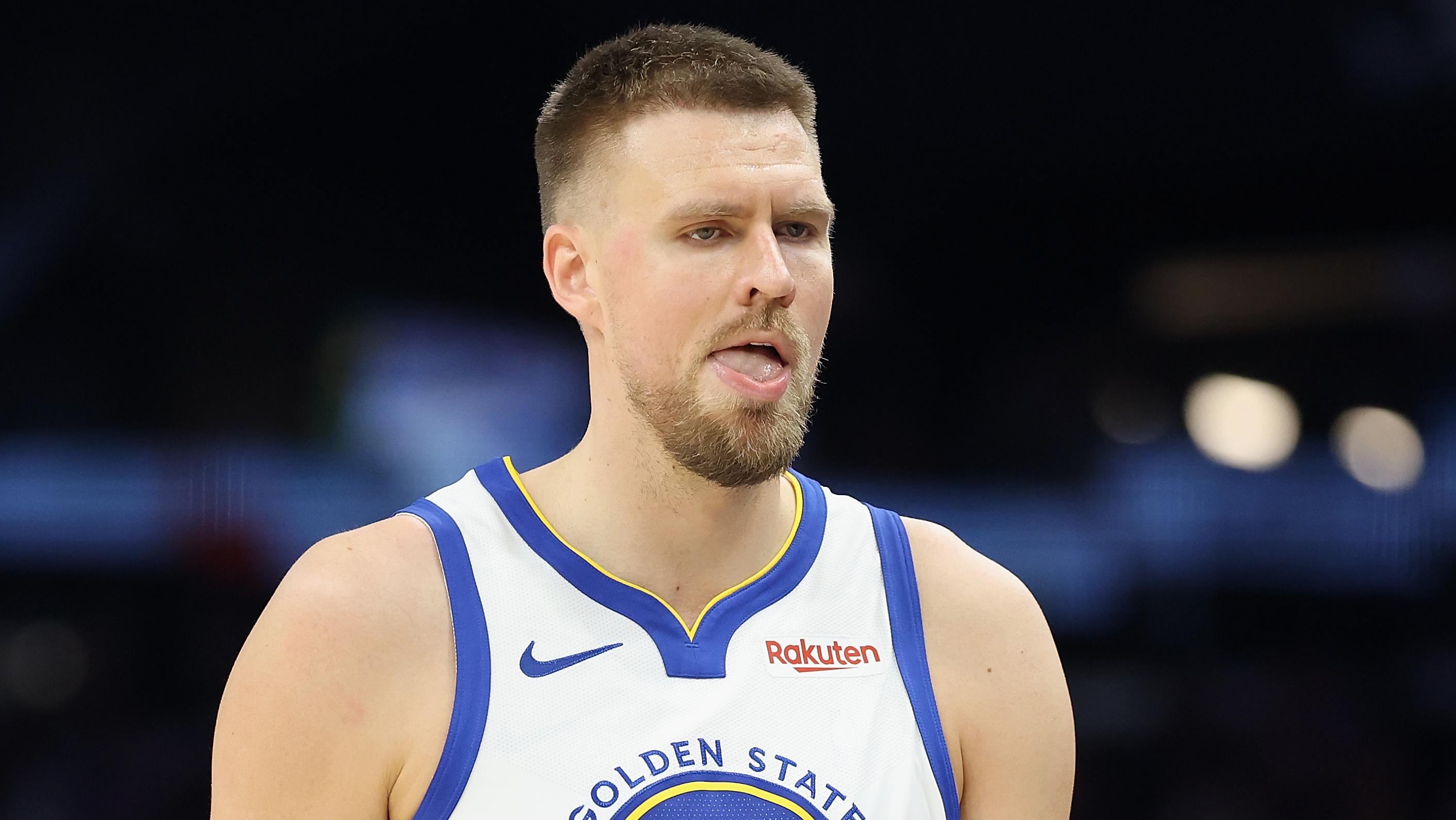 Golden State Warriors v Phoenix Suns - Play-In Tournament