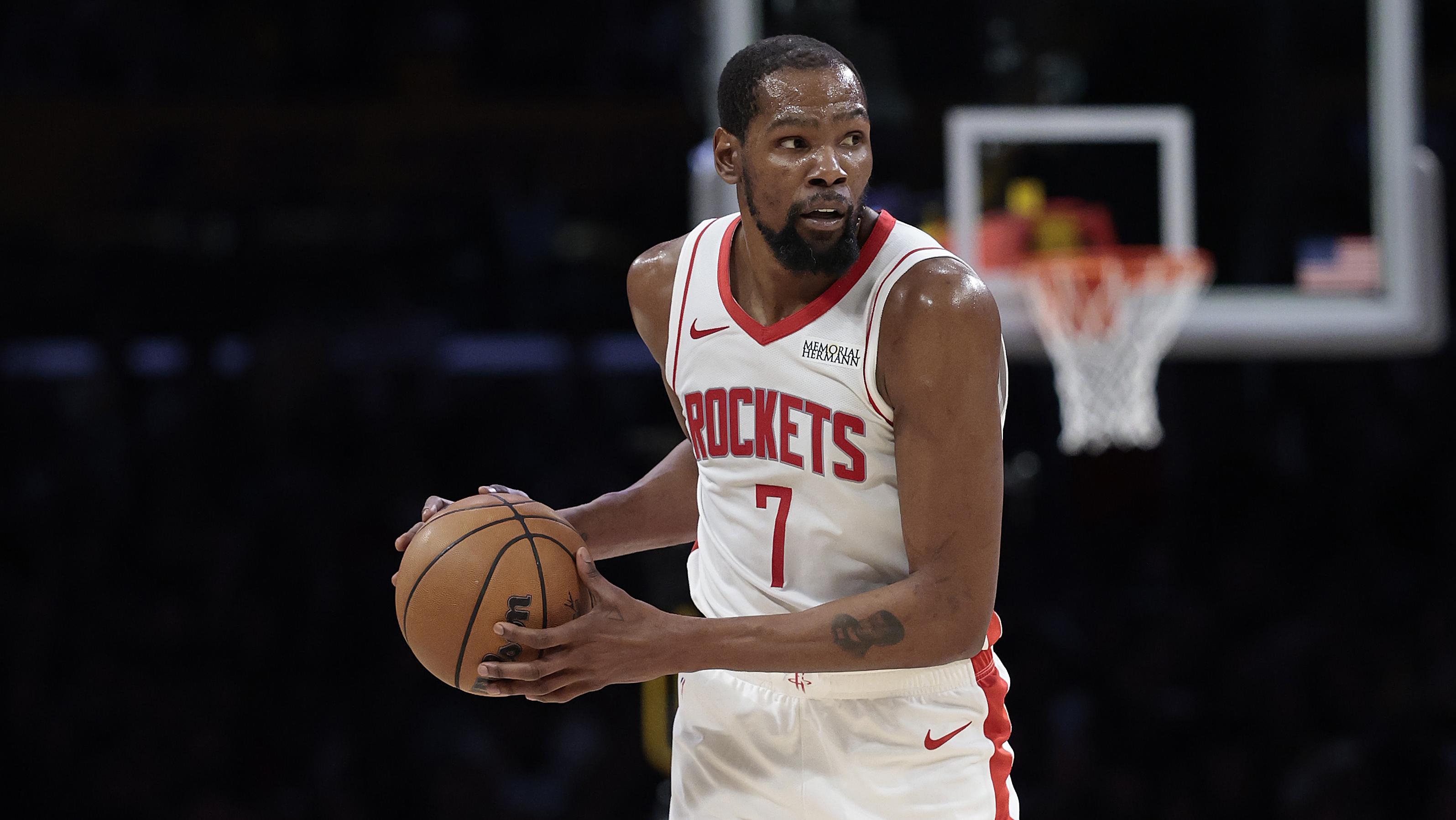 Houston Rockets v Los Angeles Lakers - Game Two Houston Rockets v Los Angeles Lakers - Game Two