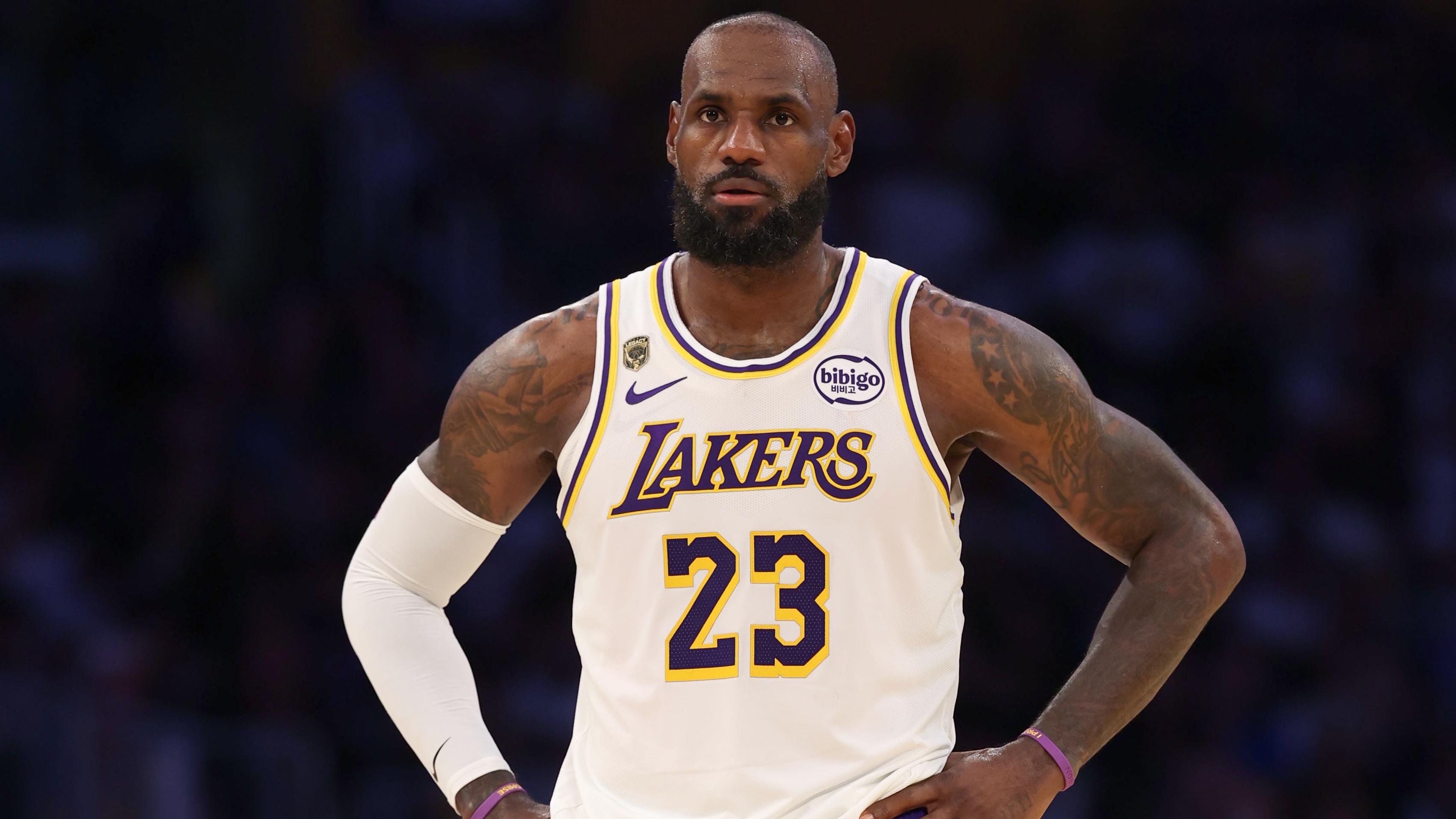 Report: Lakers' LeBron Backup Plans