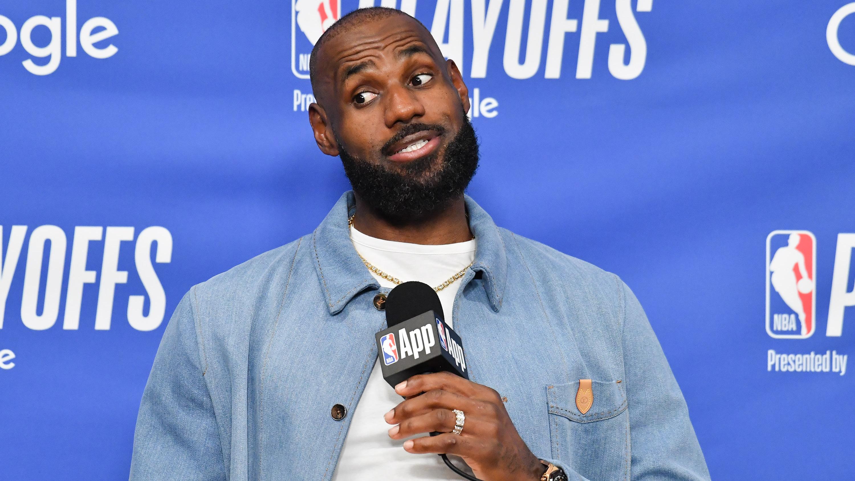 Oklahoma City Thunder v Los Angeles Lakers - Game Four Oklahoma City Thunder v Los Angeles Lakers - Game Four
