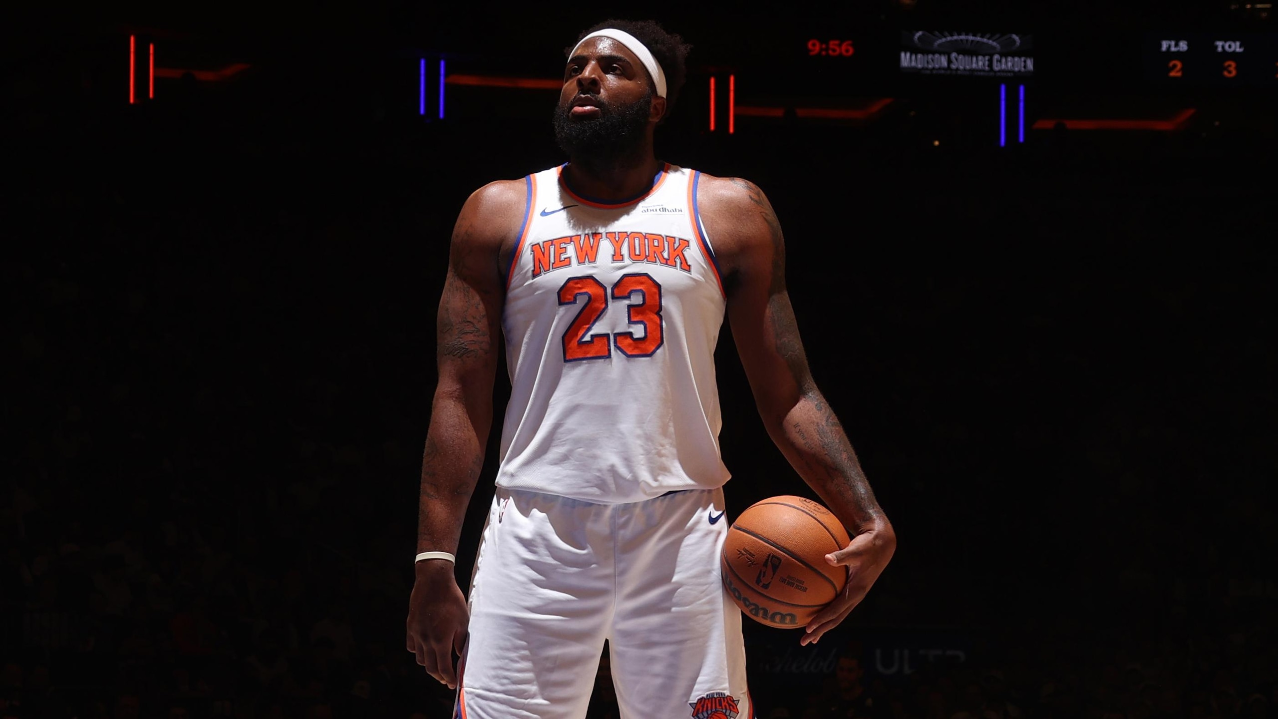 Cleveland Cavaliers v New York Knicks - Game One