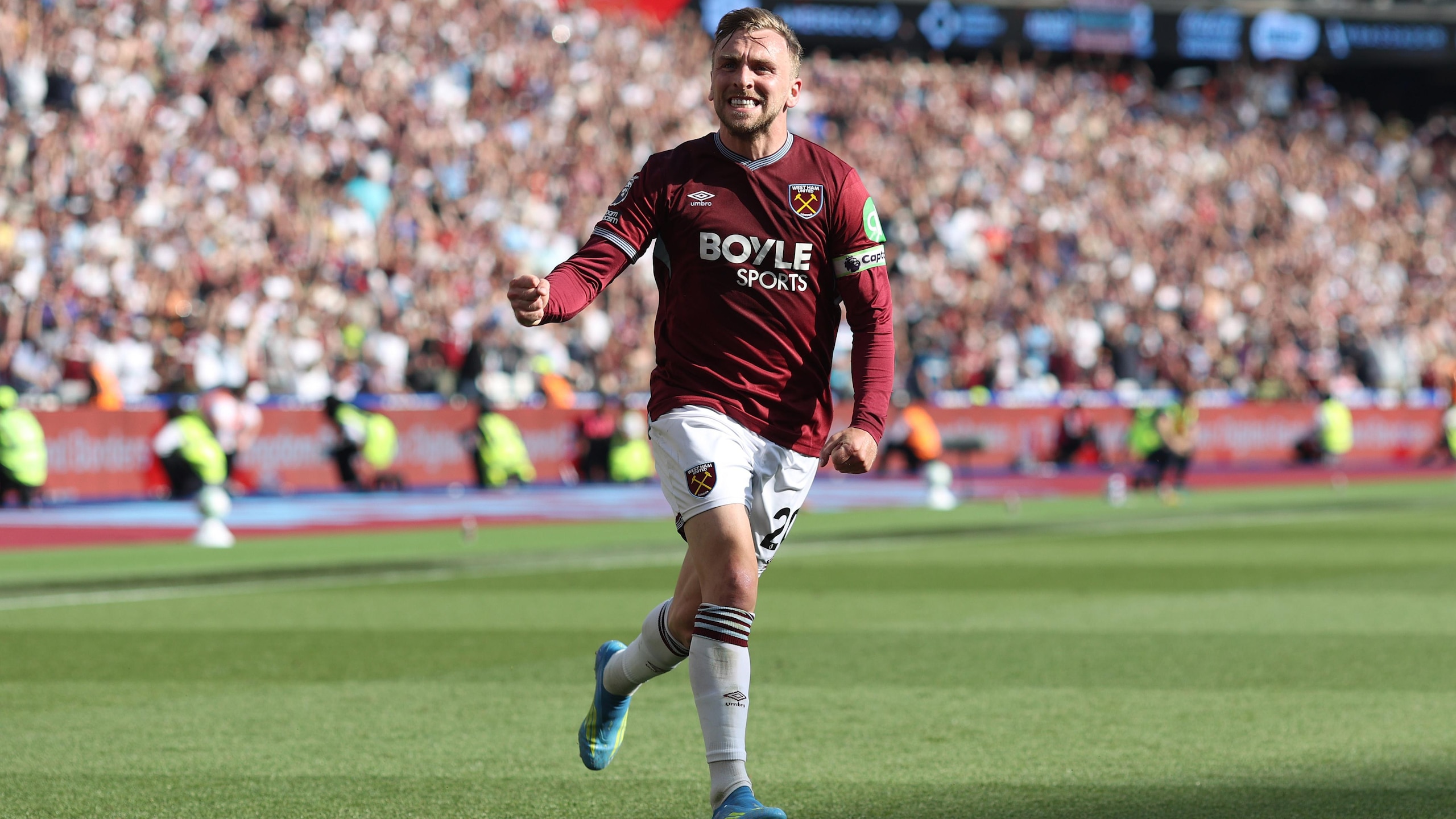 West Ham United v Leeds United - Premier League