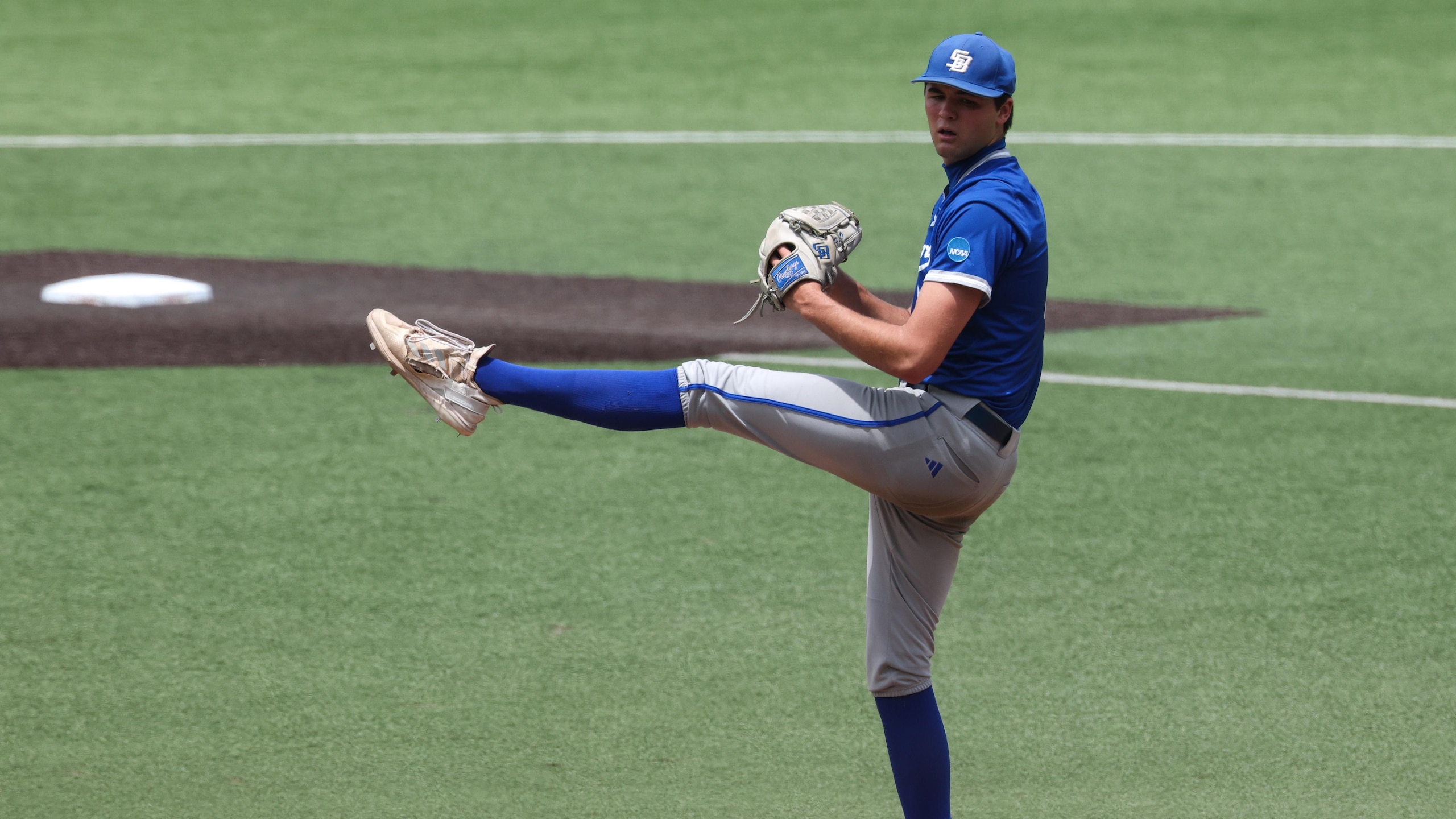 NCAA BASEBALL: MAY 30 Austin Regional - UC Santa Barbara vs Holy Cross NCAA BASEBALL: MAY 30 Austin Regional - UC Santa Barbara vs Holy Cross