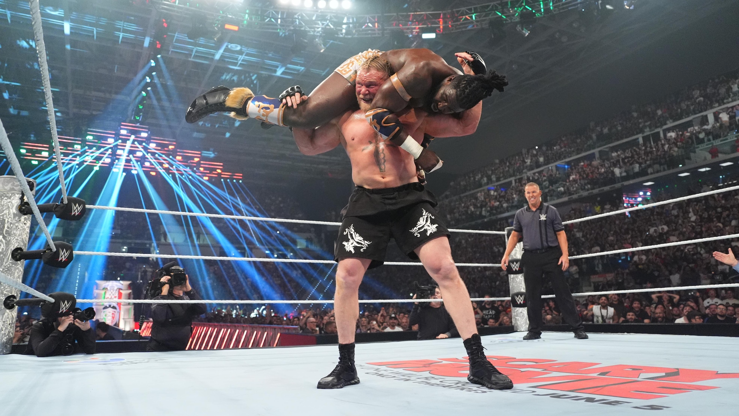 WWE: Saturday Night's Main Event WWE: Saturday Night's Main Event