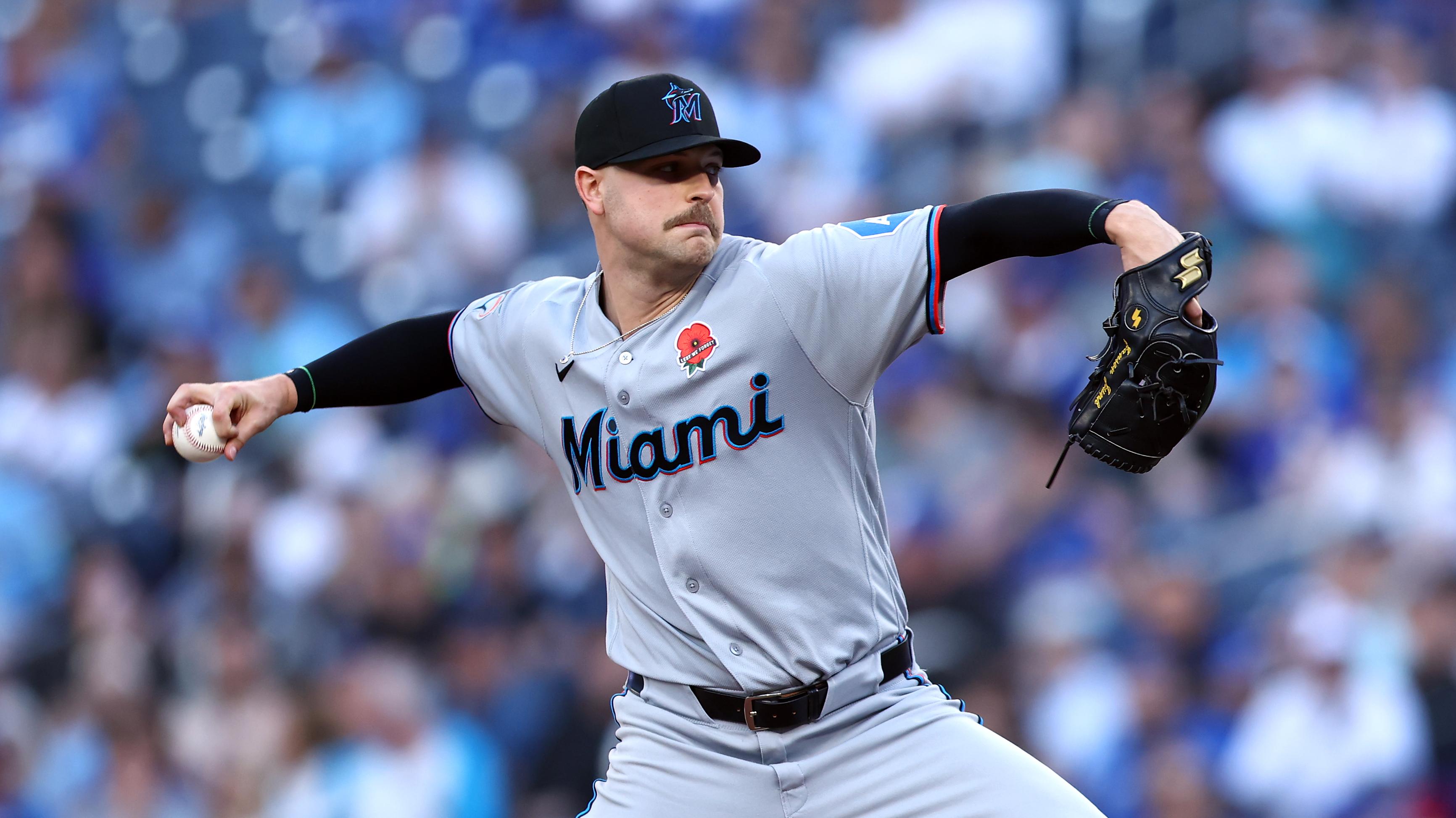 Miami Marlins v Toronto Blue Jays Miami Marlins v Toronto Blue Jays