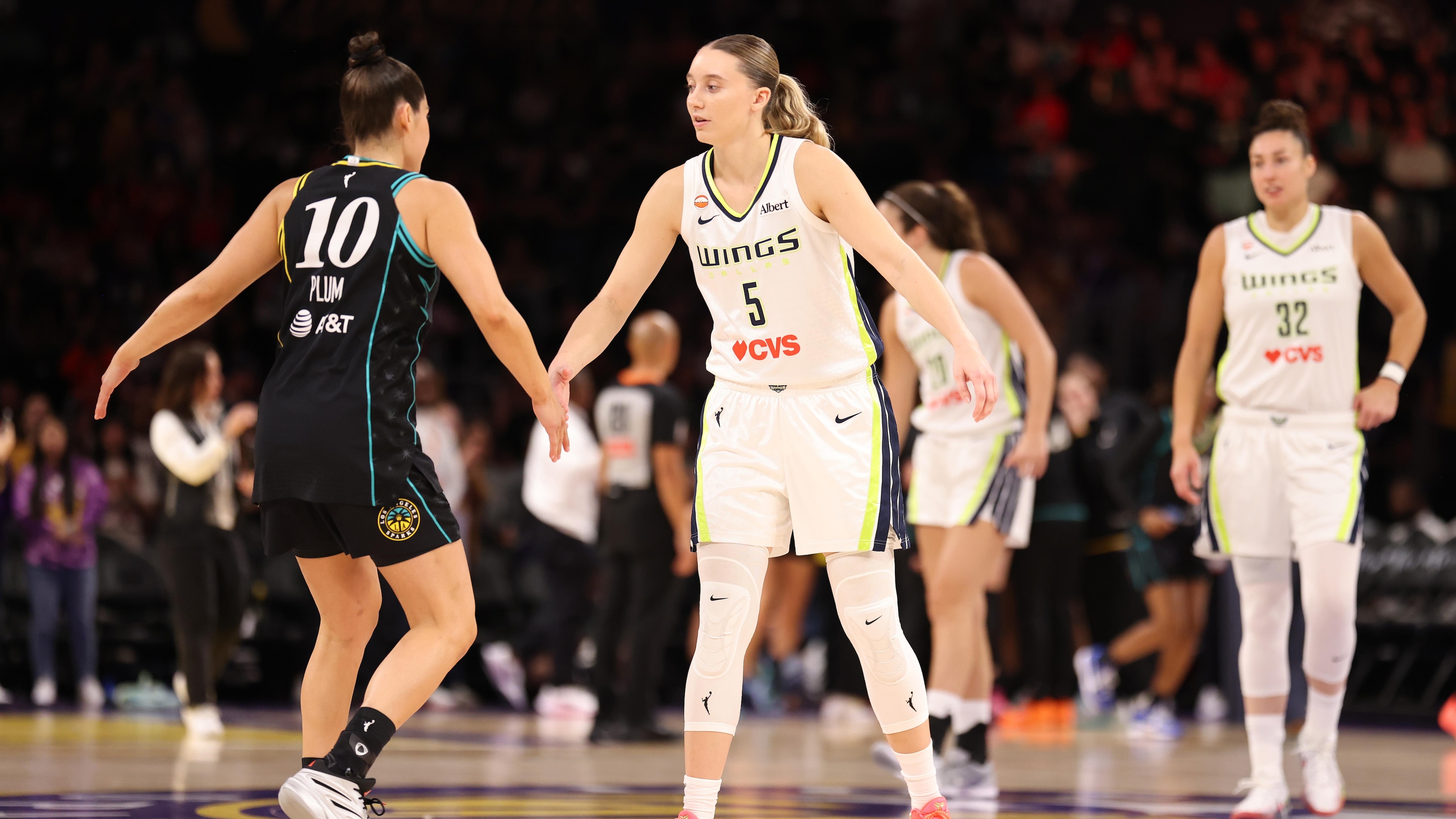 Paige Bueckers, Azzi Fudd, Cameron Brink's Final Box Score Stats, Highlights as Wings Beat Sparks