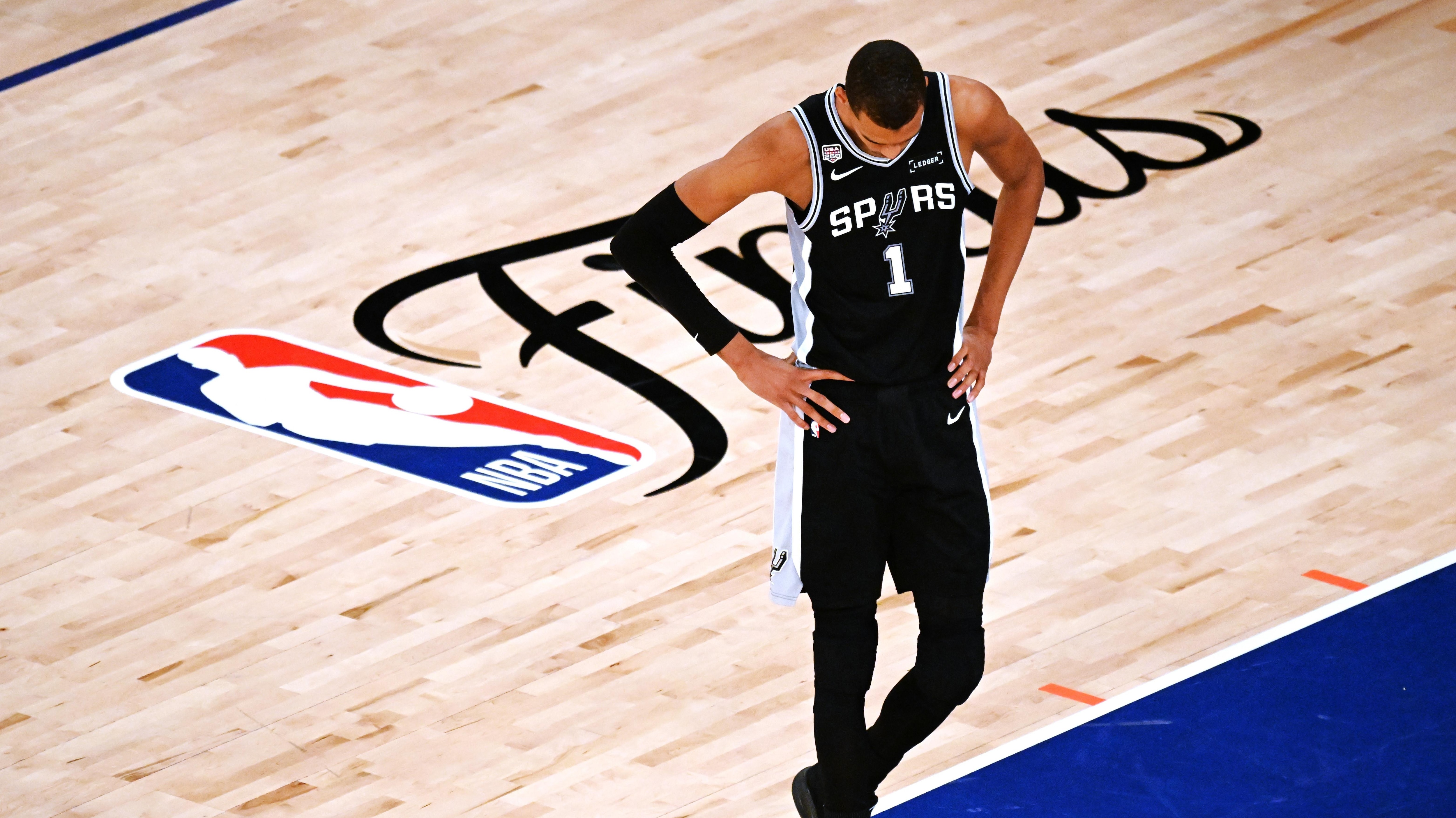 U.S.-NEW YORK-BASKETBALL-NBA-FINALS-KNICKS VS SPURS