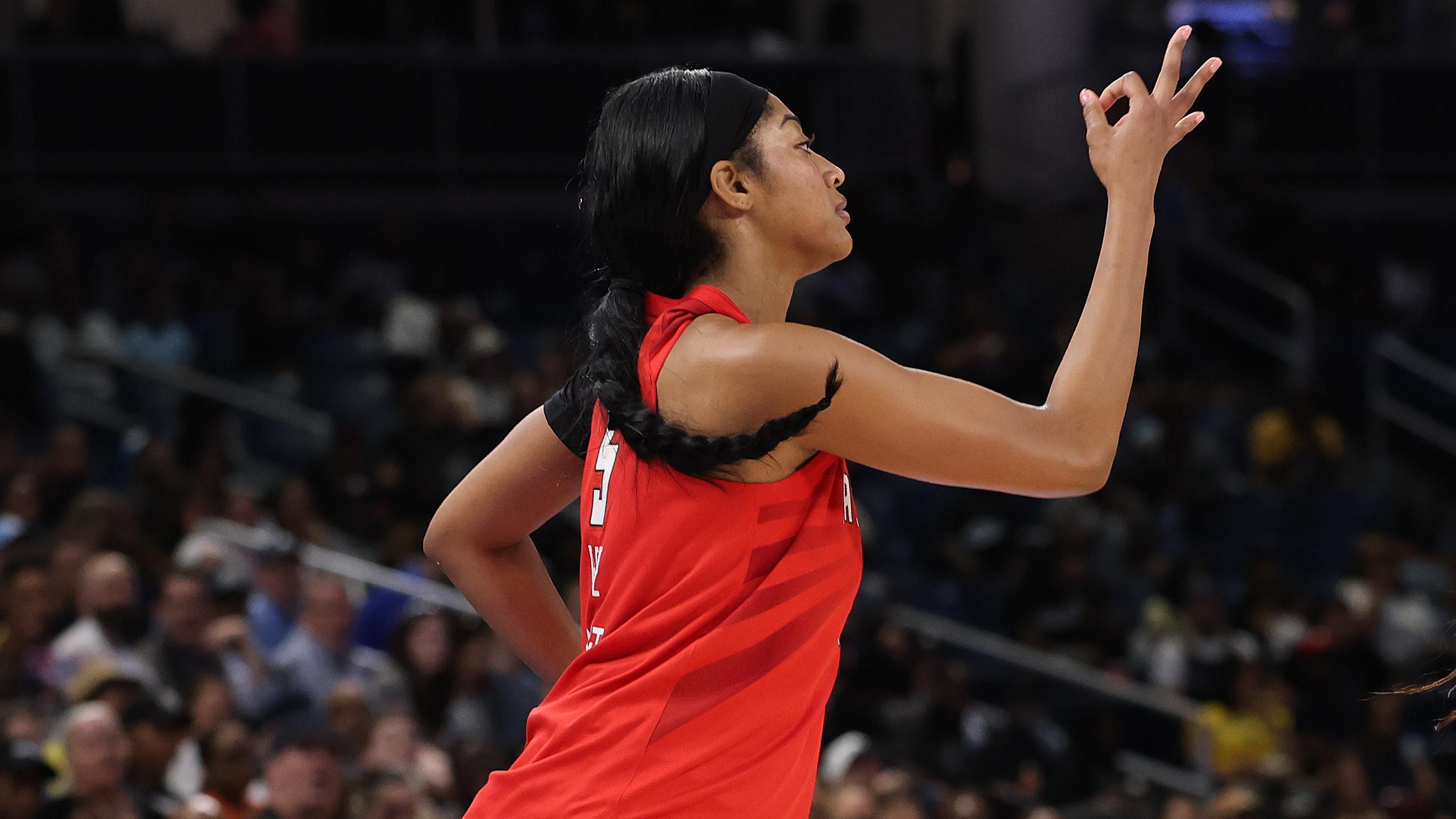 Atlanta Dream v Chicago Sky