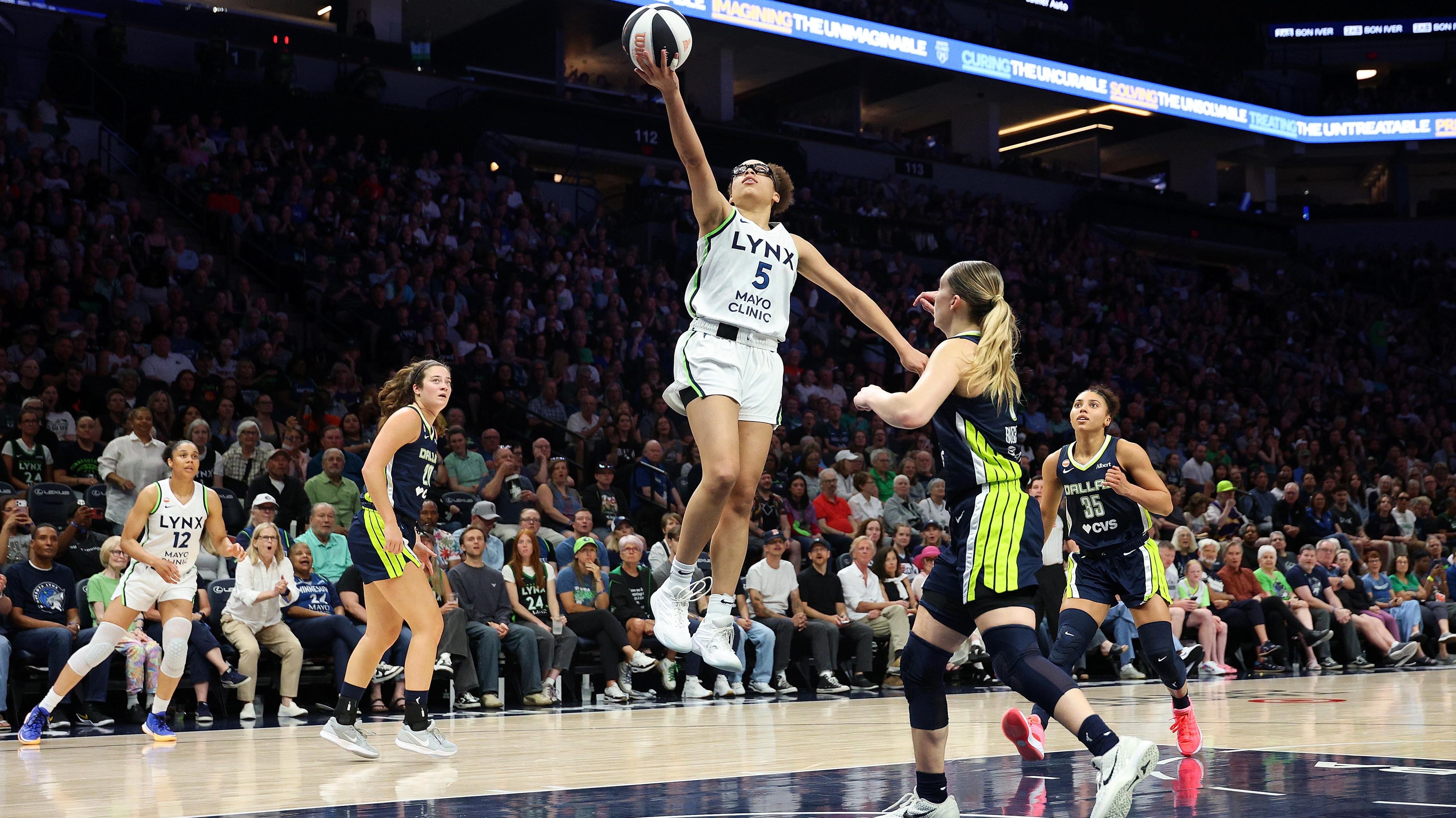 Dallas Wings v Minnesota Lynx